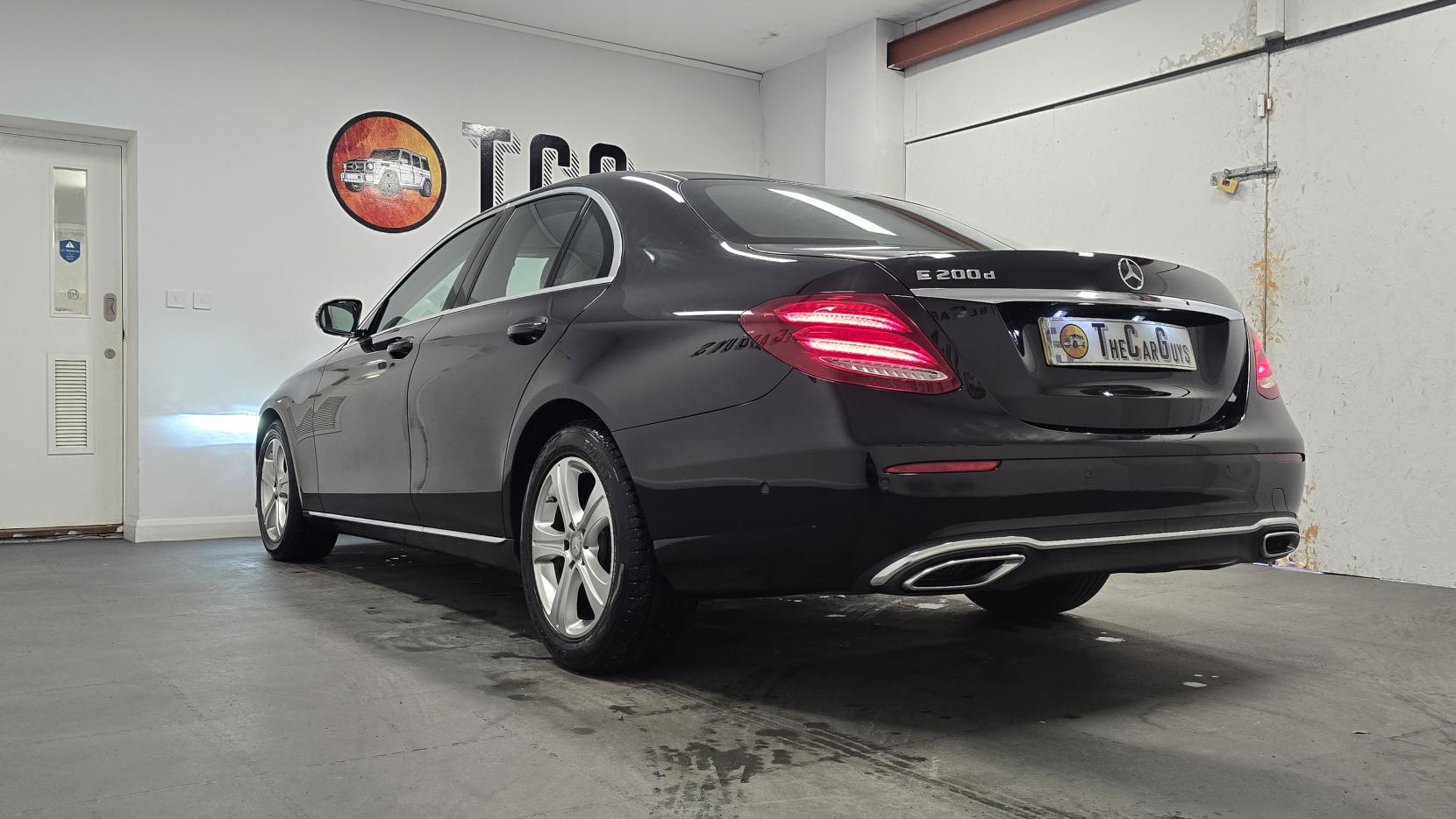 Mercedes-Benz E Class 2.0 E200d SE Saloon 4dr Diesel G-Tronic+ Euro 6 (s/s) (150 ps)