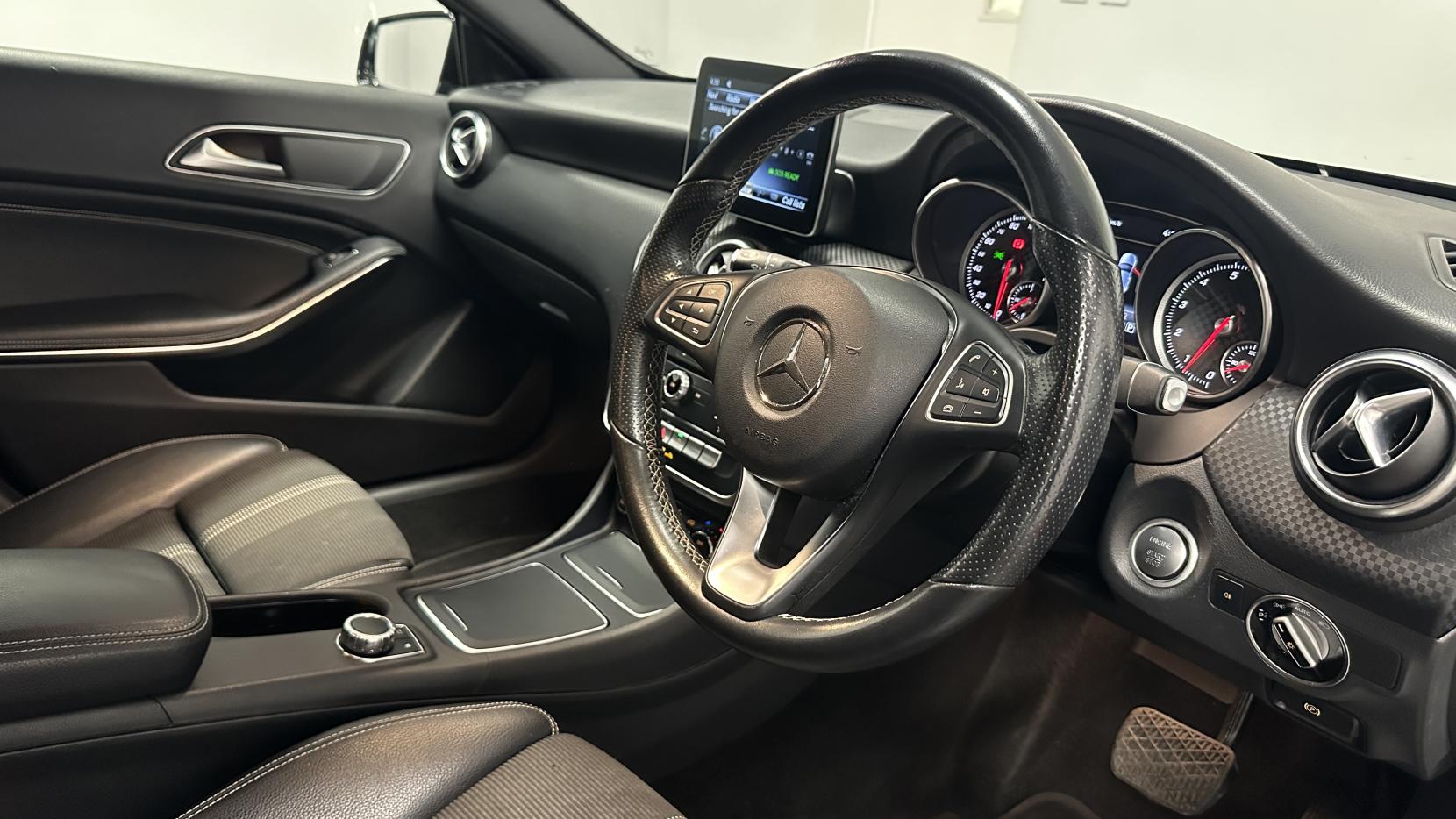 Mercedes-Benz A Class 1.6 A180 Sport Edition Hatchback 5dr Petrol 7G-DCT Euro 6 (s/s) (122 ps)