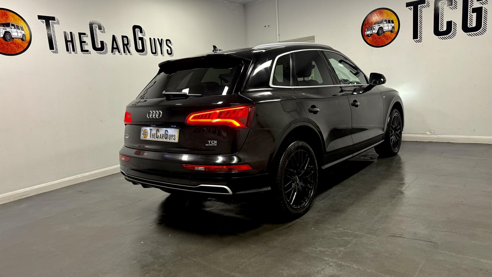 Audi Q5 2.0 TDI S line SUV 5dr Diesel S Tronic quattro Euro 6 (s/s) (190 ps)