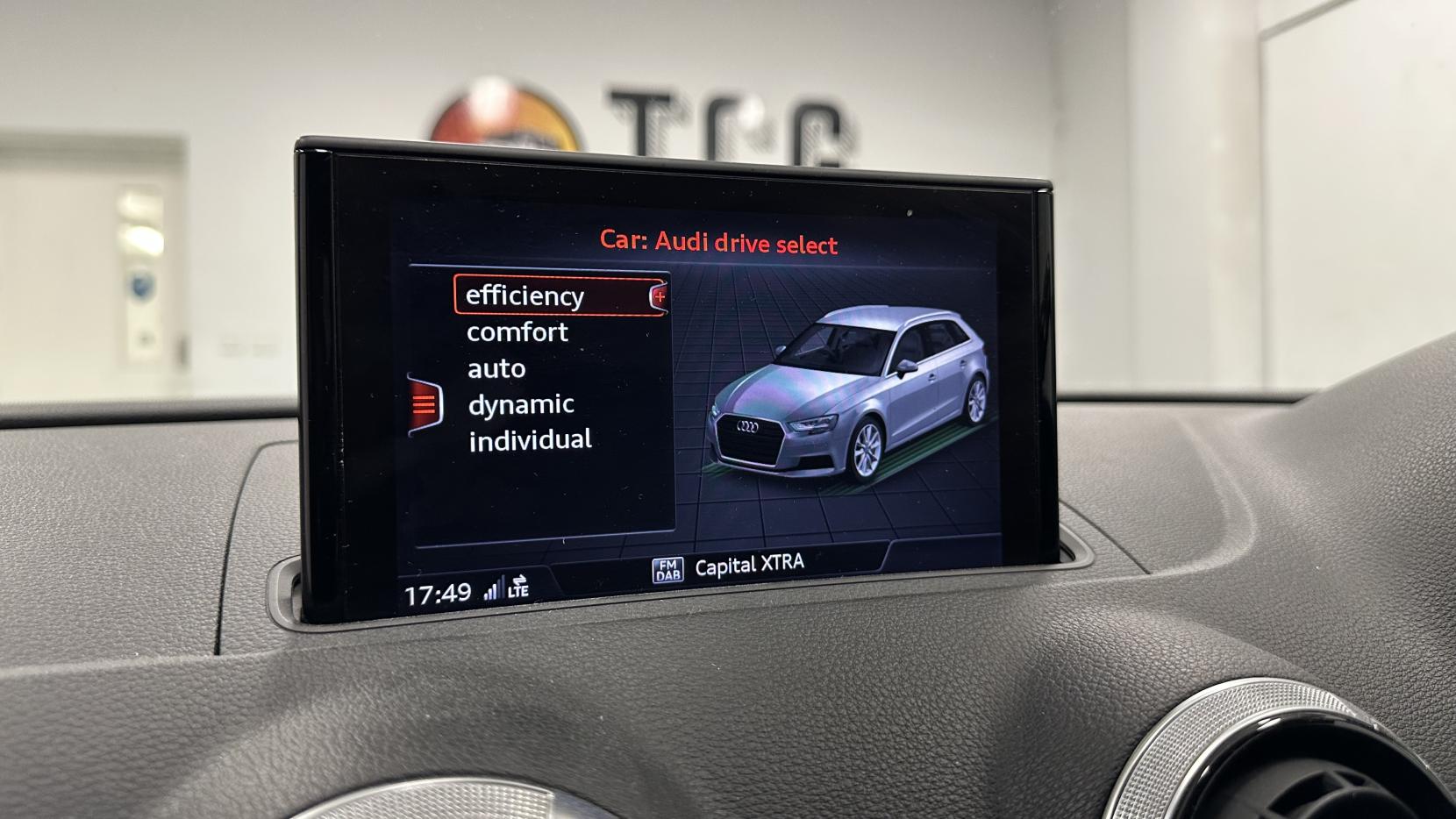 Audi A3 1.5 TFSI CoD Black Edition Sportback 5dr Petrol S Tronic Euro 6 (s/s) (150 ps)