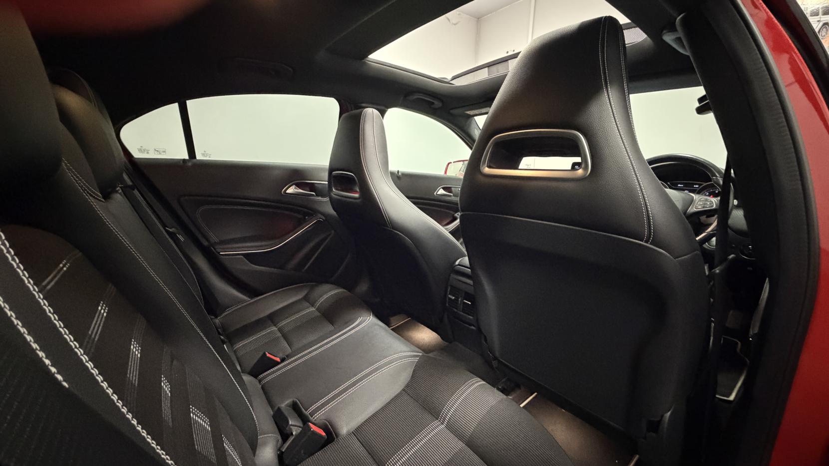 Mercedes-Benz A Class 2.1 A200d Sport Edition Plus Hatchback 5dr Diesel 7G-DCT Euro 6 (s/s) (136 ps)