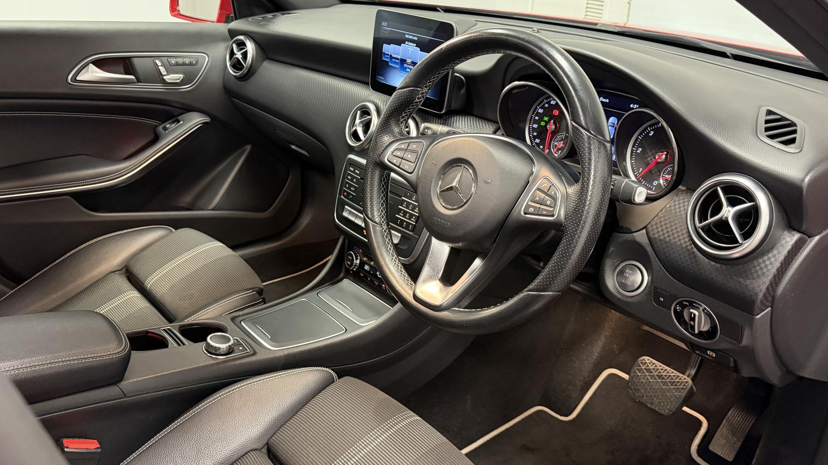 Mercedes-Benz A Class 2.1 A200d Sport Edition Plus Hatchback 5dr Diesel 7G-DCT Euro 6 (s/s) (136 ps)