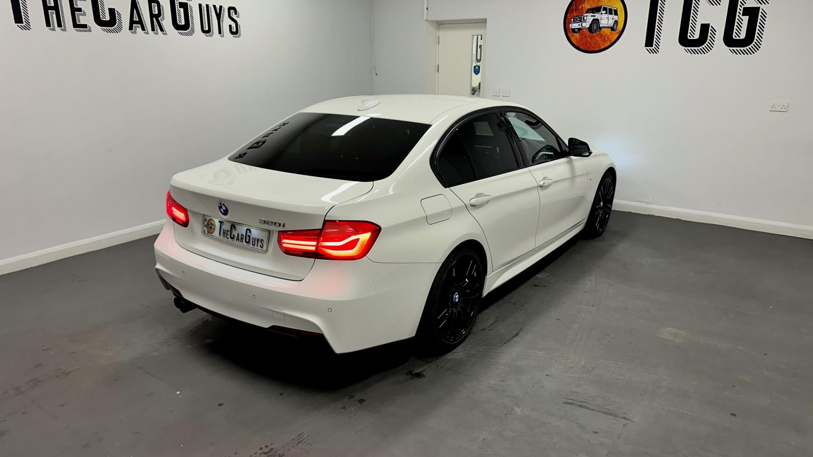 BMW 3 Series 2.0 320i M Sport Saloon 4dr Petrol Auto Euro 6 (s/s) (184 ps)