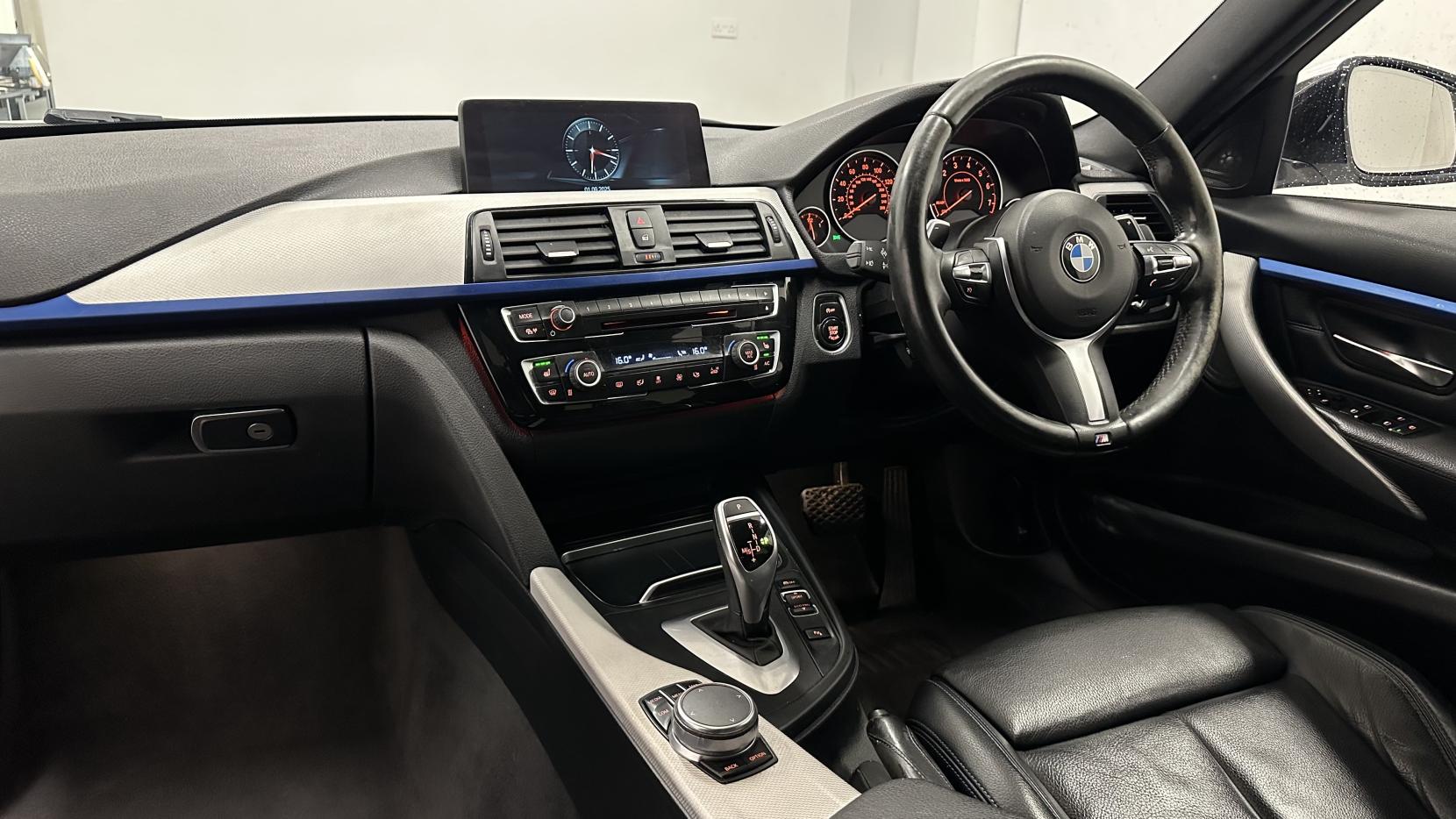 BMW 3 Series 2.0 320i M Sport Saloon 4dr Petrol Auto Euro 6 (s/s) (184 ps)
