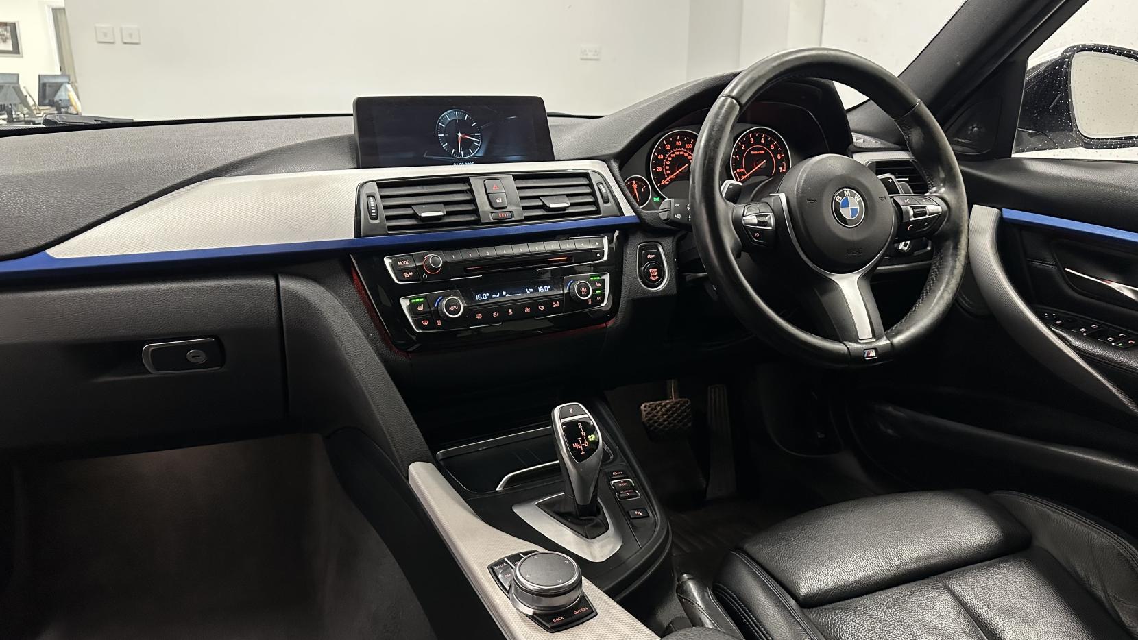 BMW 3 Series 2.0 320i M Sport Saloon 4dr Petrol Auto Euro 6 (s/s) (184 ps)