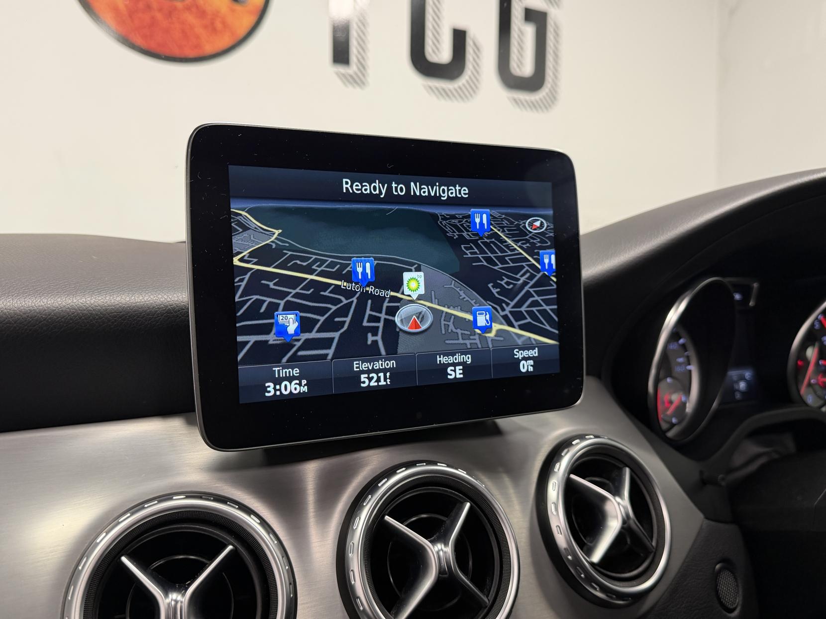 Mercedes-Benz GLA 2.1 GLA220d AMG Line (Premium Plus) SUV 5dr Diesel 7G-DCT 4MATIC Euro 6 (s/s) (177 ps)