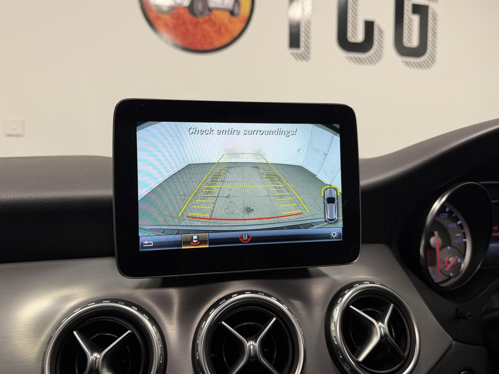 Mercedes-Benz GLA 2.1 GLA220d AMG Line (Premium Plus) SUV 5dr Diesel 7G-DCT 4MATIC Euro 6 (s/s) (177 ps)