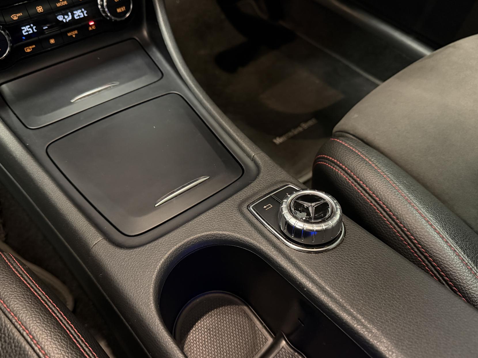 Mercedes-Benz GLA 2.1 GLA220d AMG Line (Premium Plus) SUV 5dr Diesel 7G-DCT 4MATIC Euro 6 (s/s) (177 ps)