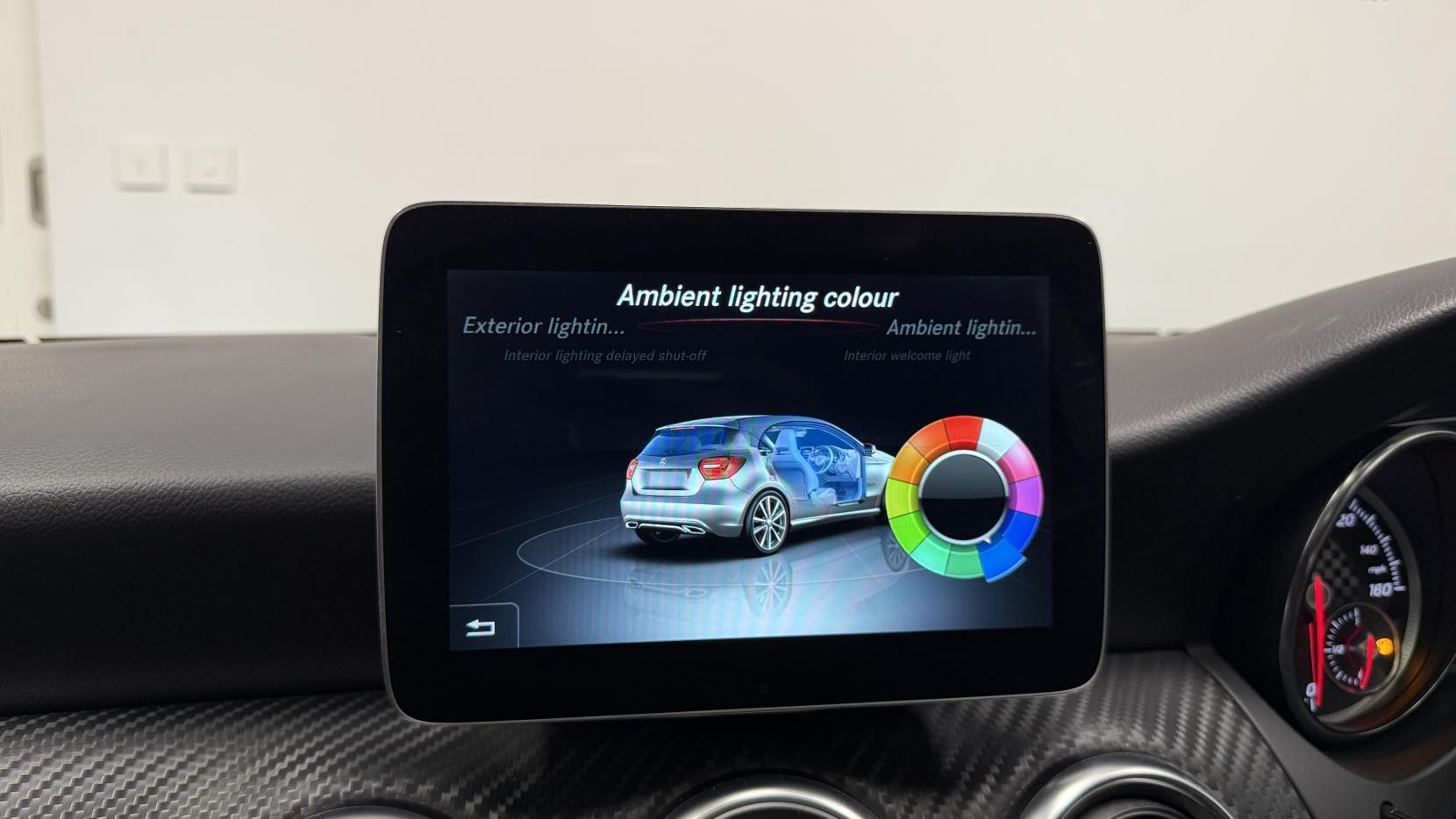 Mercedes-Benz A Class 2.1 A200d AMG Line (Premium Plus) Hatchback 5dr Diesel 7G-DCT Euro 6 (s/s) (136 ps)