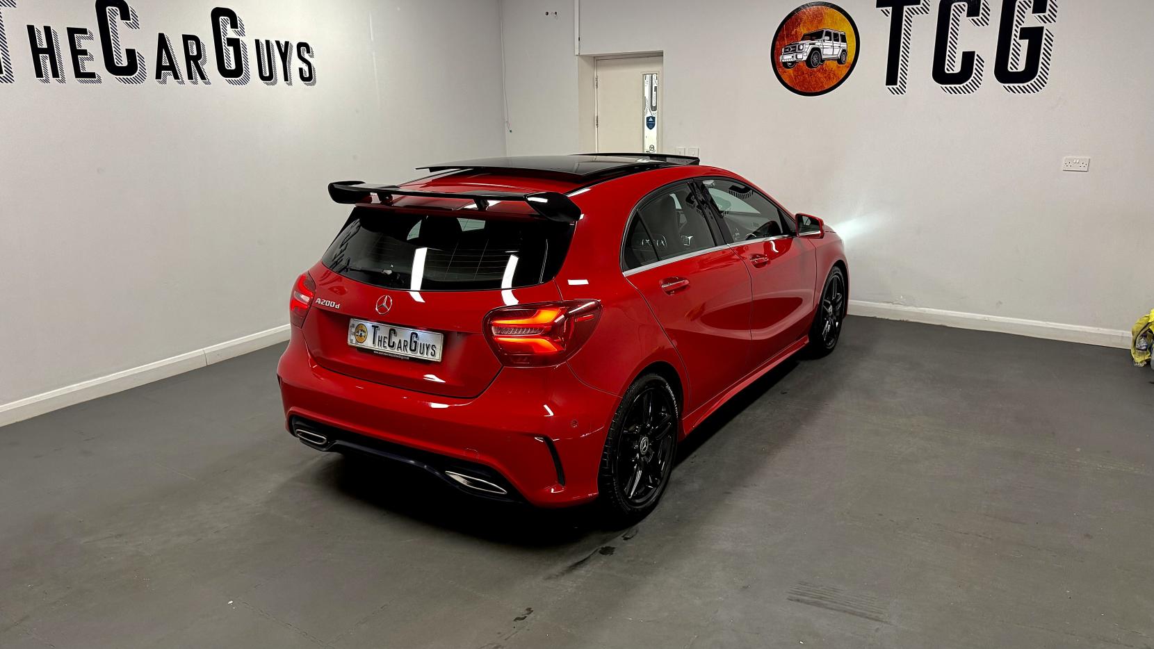 Mercedes-Benz A Class 2.1 A200d AMG Line (Premium Plus) Hatchback 5dr Diesel 7G-DCT Euro 6 (s/s) (136 ps)