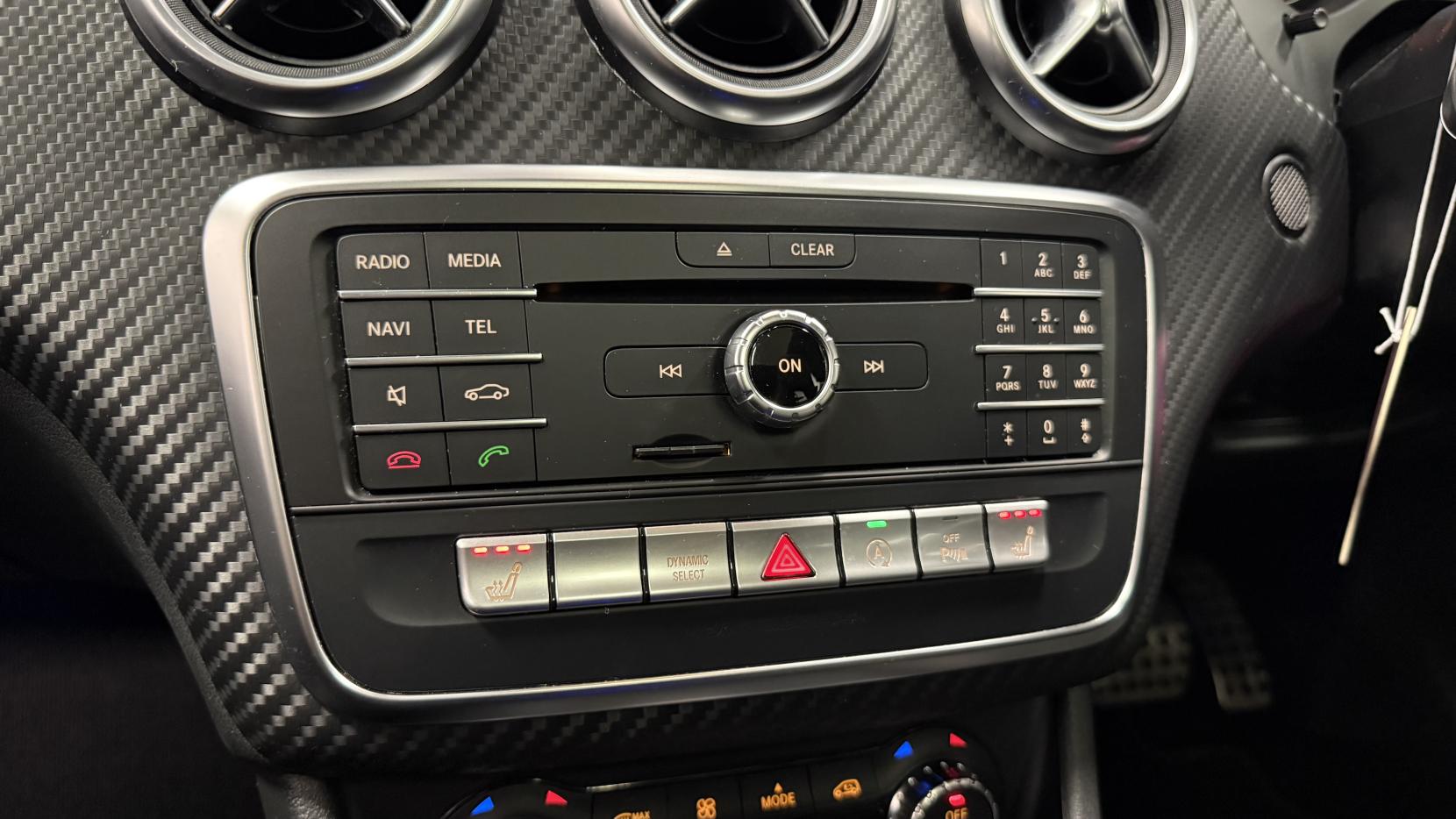 Mercedes-Benz A Class 2.1 A200d AMG Line (Premium Plus) Hatchback 5dr Diesel 7G-DCT Euro 6 (s/s) (136 ps)