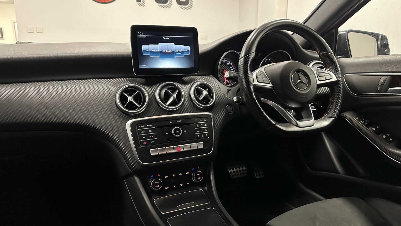 Mercedes-Benz A Class 2.1 A200d AMG Line Hatchback 5dr Diesel 7G-DCT Euro 6 (s/s) (136 ps)