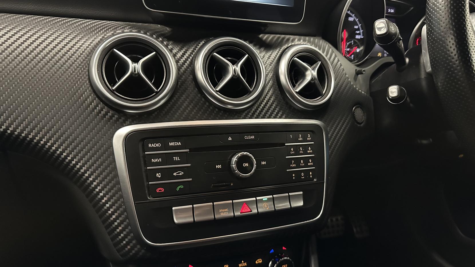 Mercedes-Benz A Class 2.1 A200d AMG Line Hatchback 5dr Diesel 7G-DCT Euro 6 (s/s) (136 ps)