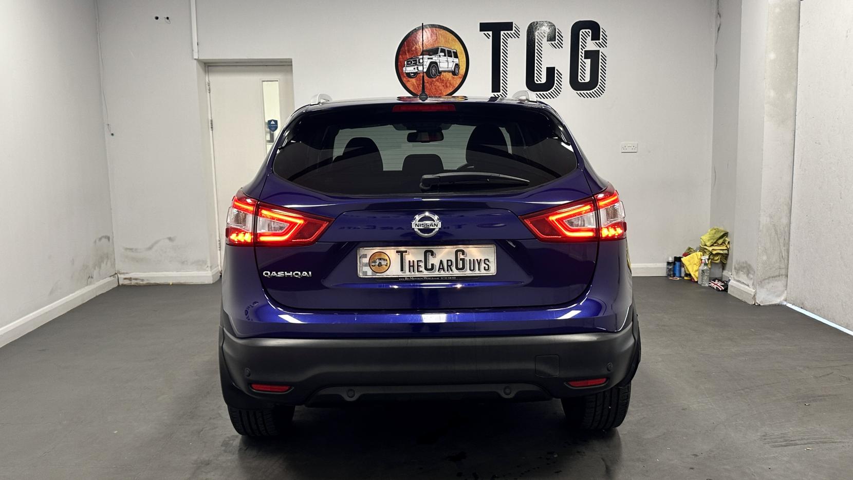 Nissan Qashqai 1.6 DIG-T N-Connecta SUV 5dr Petrol Manual 2WD Euro 6 (s/s) (163 ps)