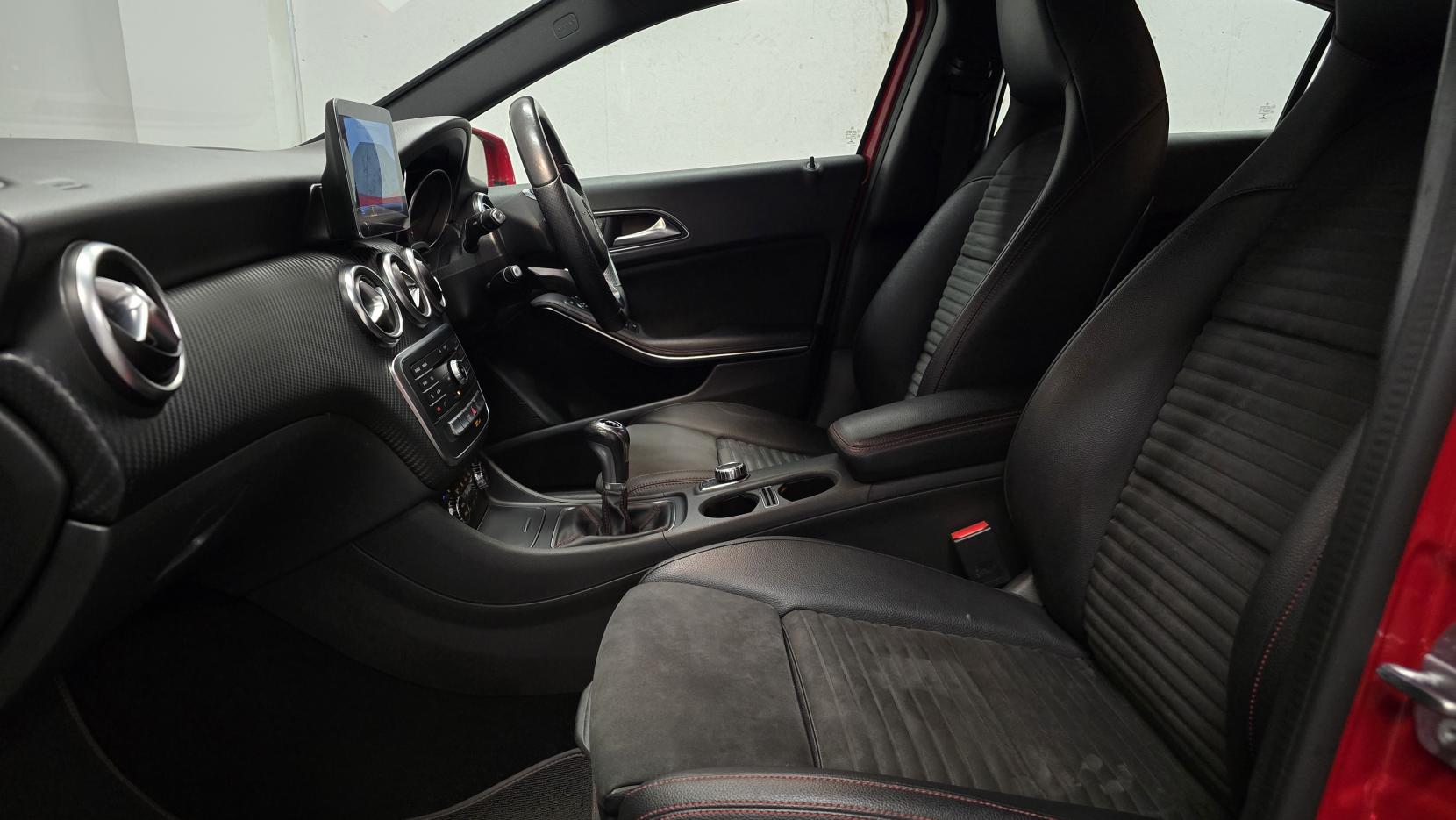 Mercedes-Benz A Class 1.6 A160 AMG Line Hatchback 5dr Petrol Manual Euro 6 (s/s) (102 ps)