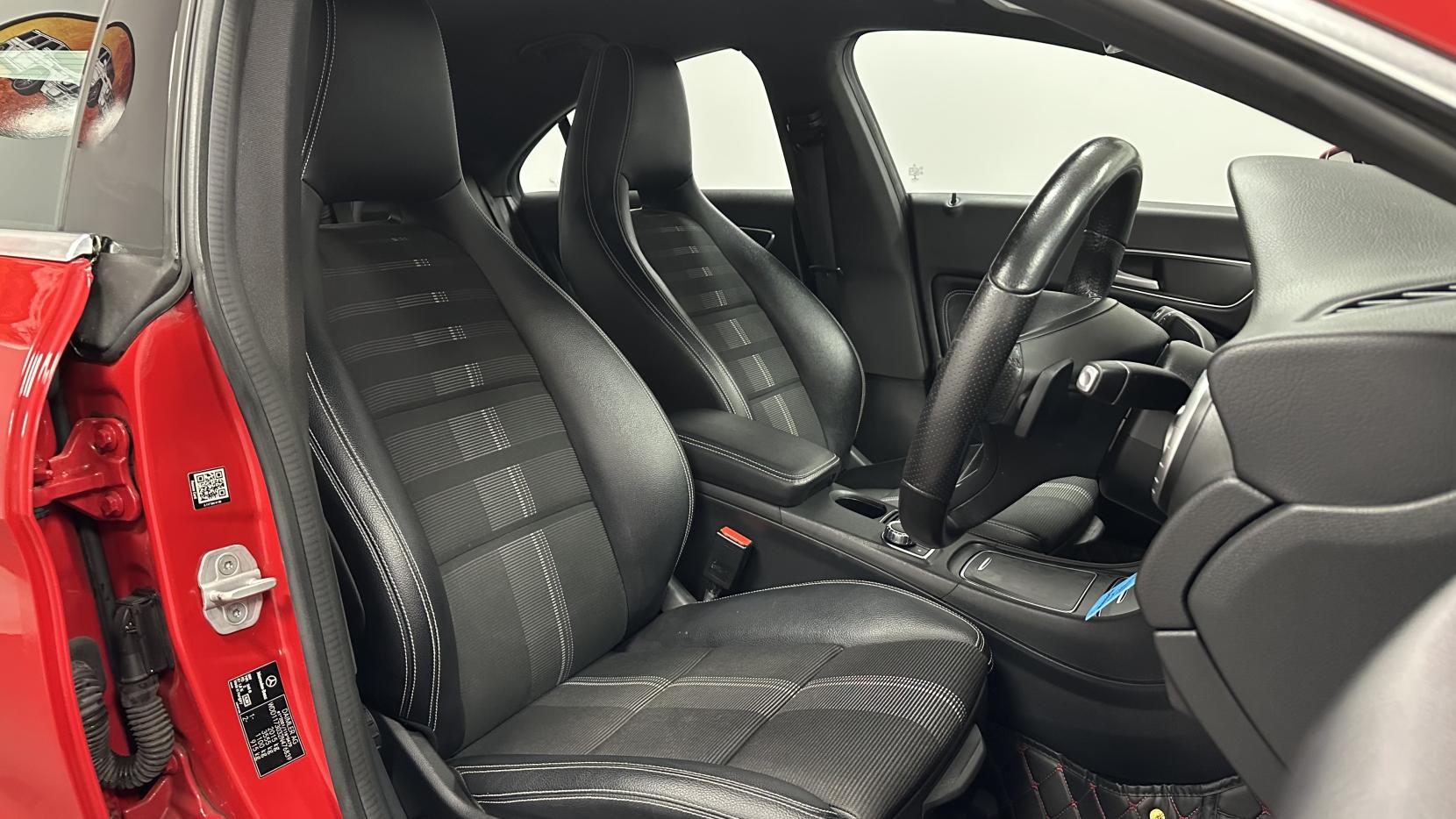 Mercedes-Benz CLA 2.1 CLA220d Sport Coupe 4dr Diesel 7G-DCT Euro 6 (s/s) (177 ps)