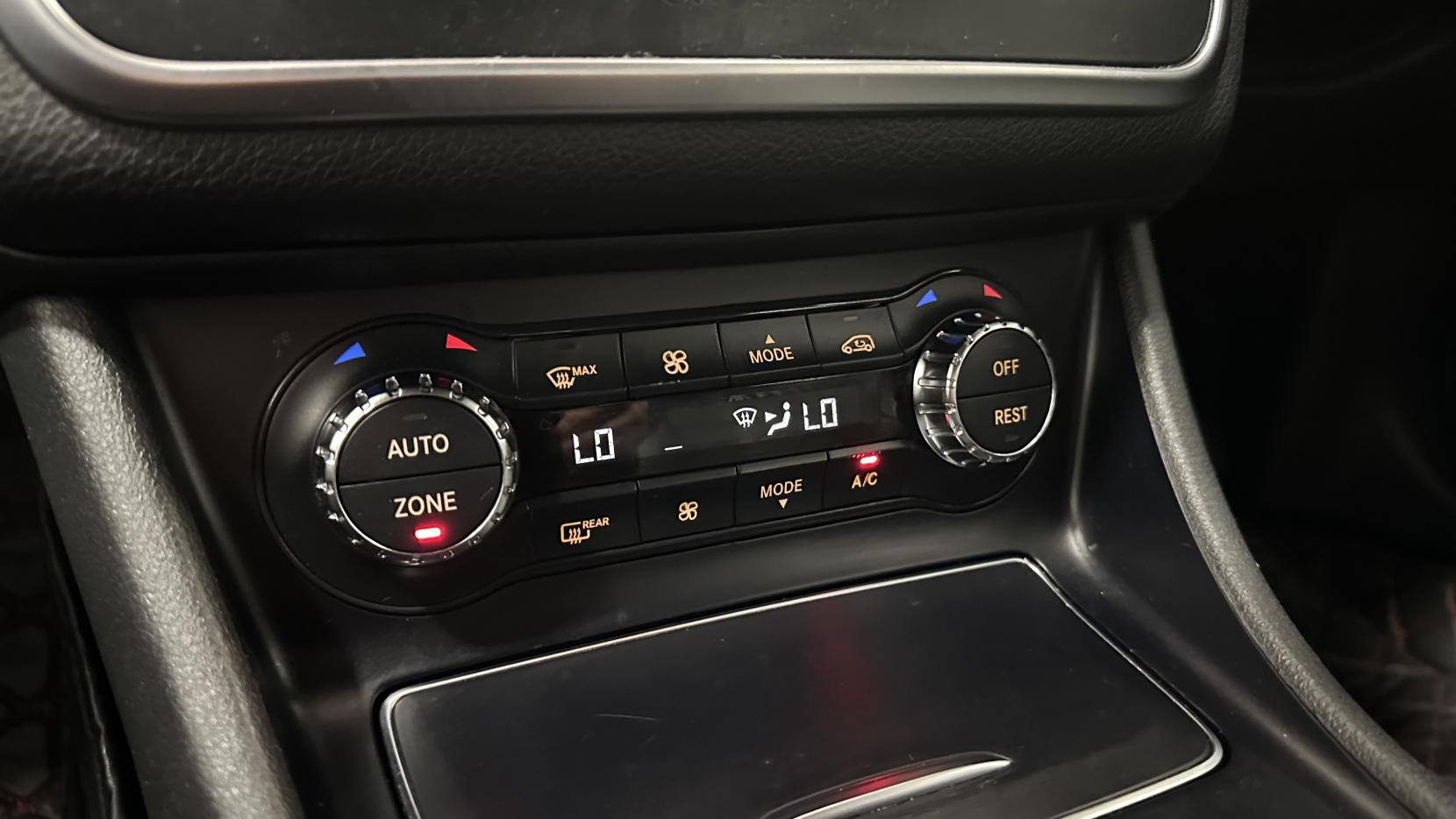 Mercedes-Benz CLA 2.1 CLA220d Sport Coupe 4dr Diesel 7G-DCT Euro 6 (s/s) (177 ps)