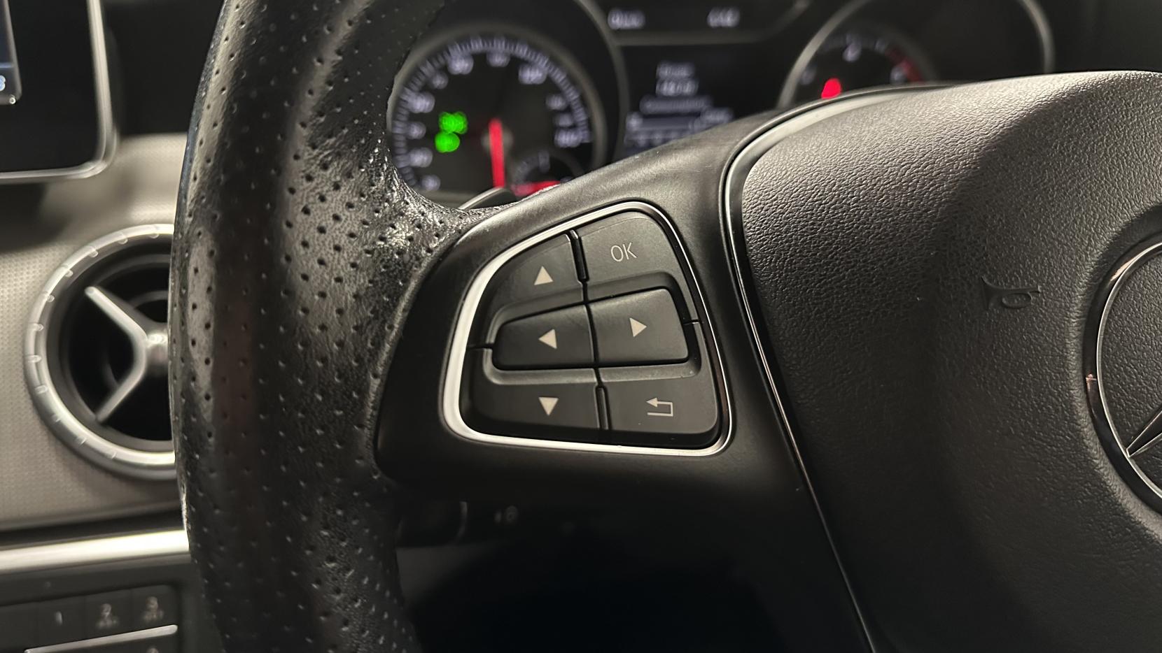 Mercedes-Benz CLA 2.1 CLA220d Sport Coupe 4dr Diesel 7G-DCT Euro 6 (s/s) (177 ps)