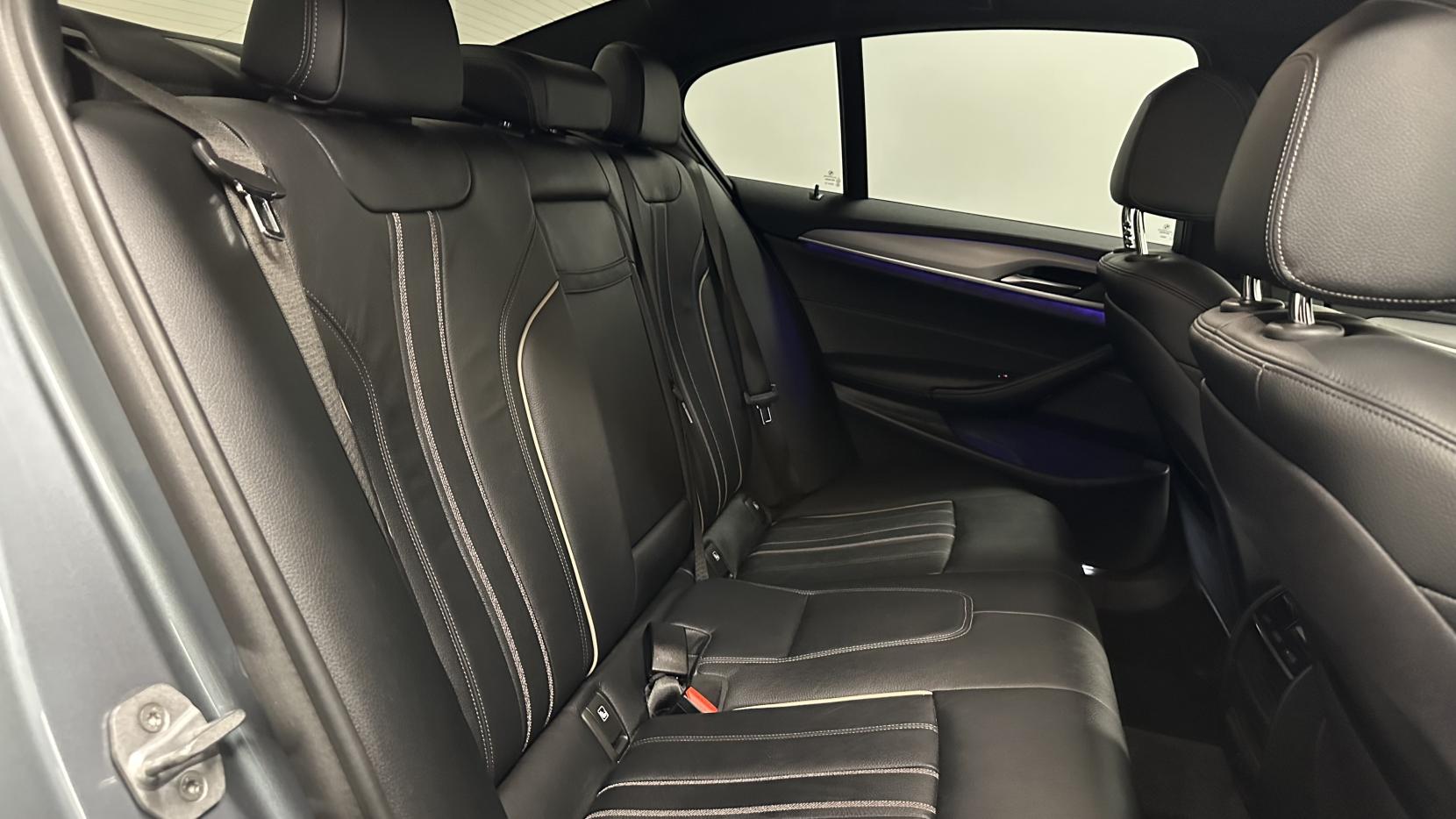 BMW 5 Series 2.0 520i M Sport Saloon 4dr Petrol Auto Euro 6 (s/s) (184 ps)