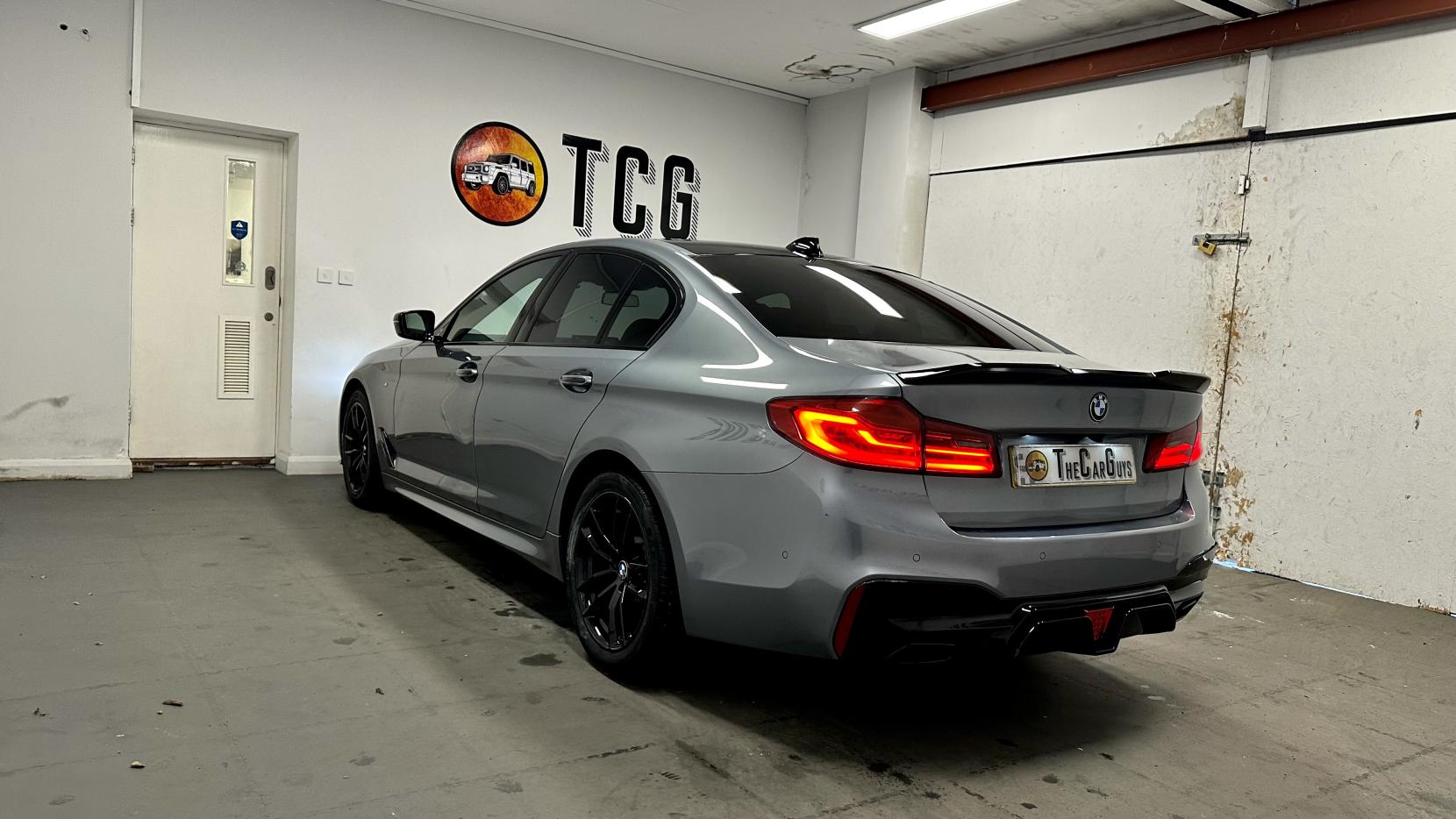 BMW 5 Series 2.0 520i M Sport Saloon 4dr Petrol Auto Euro 6 (s/s) (184 ps)