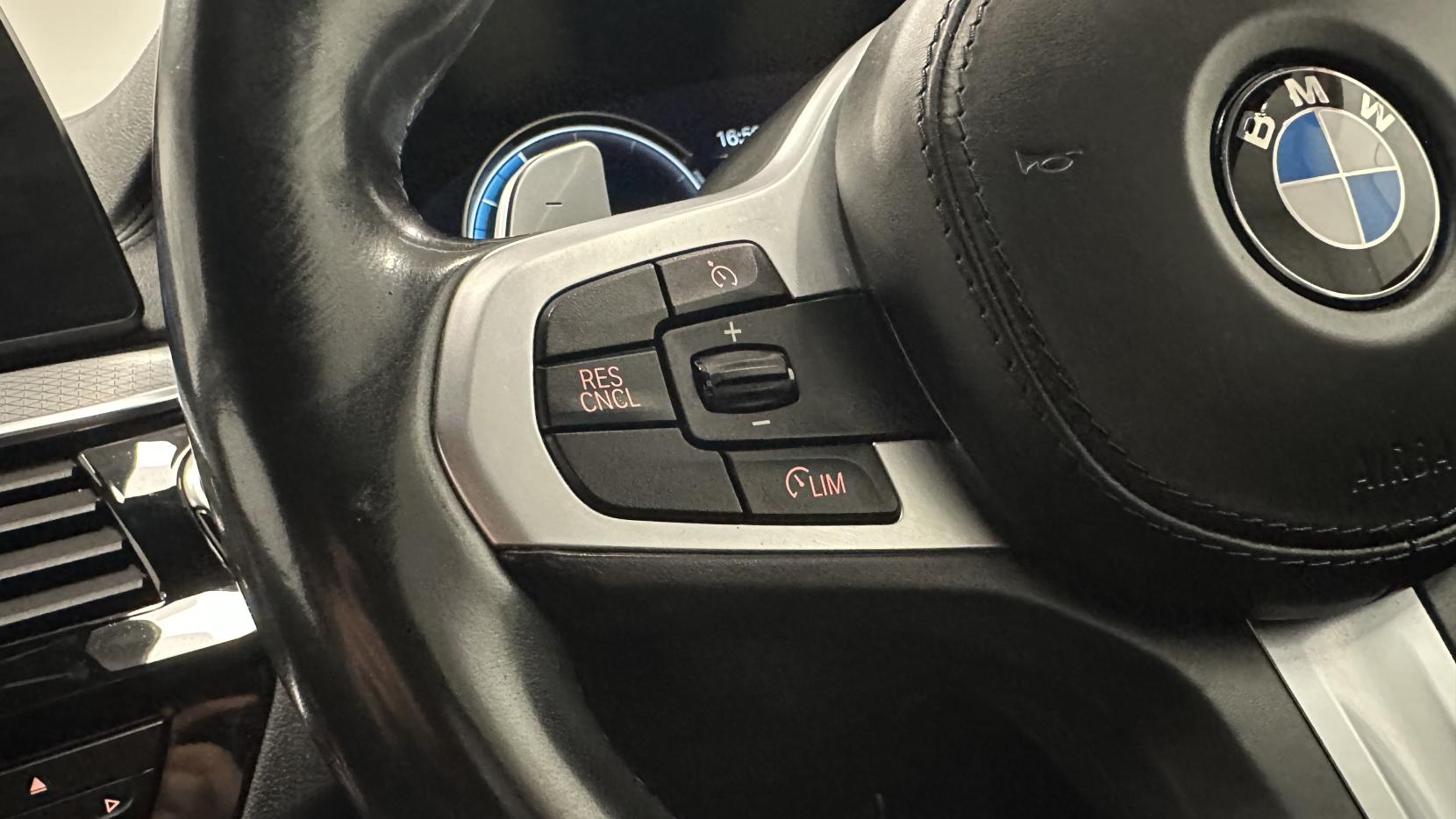 BMW 5 Series 2.0 520i M Sport Saloon 4dr Petrol Auto Euro 6 (s/s) (184 ps)