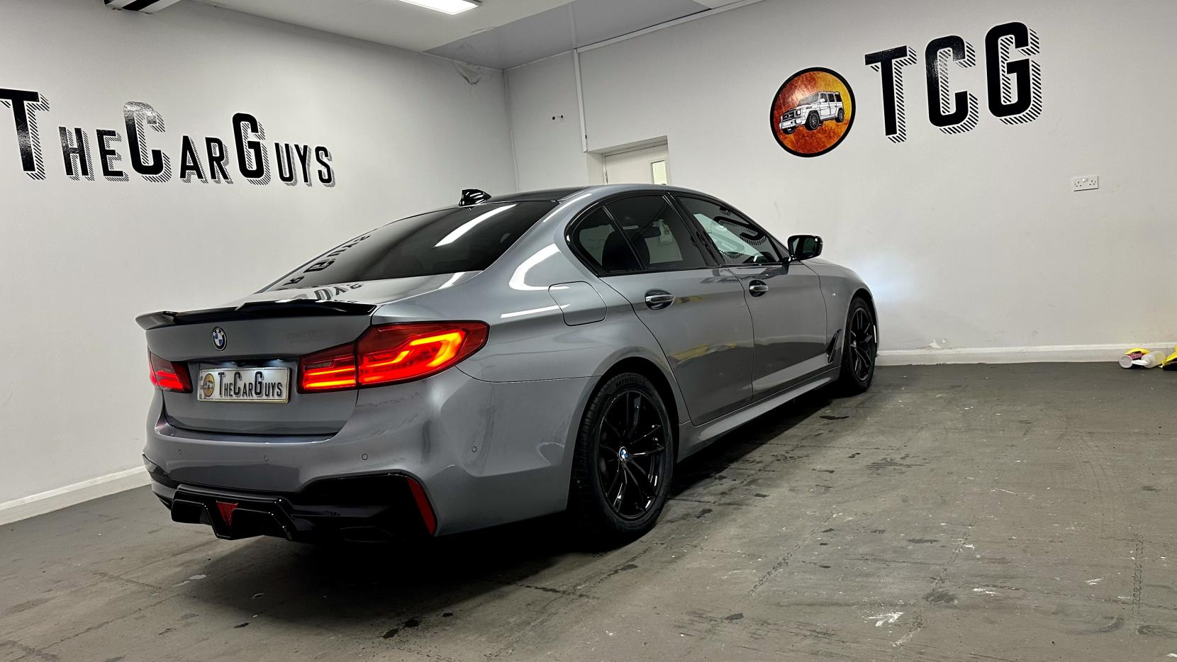 BMW 5 Series 2.0 520i M Sport Saloon 4dr Petrol Auto Euro 6 (s/s) (184 ps)