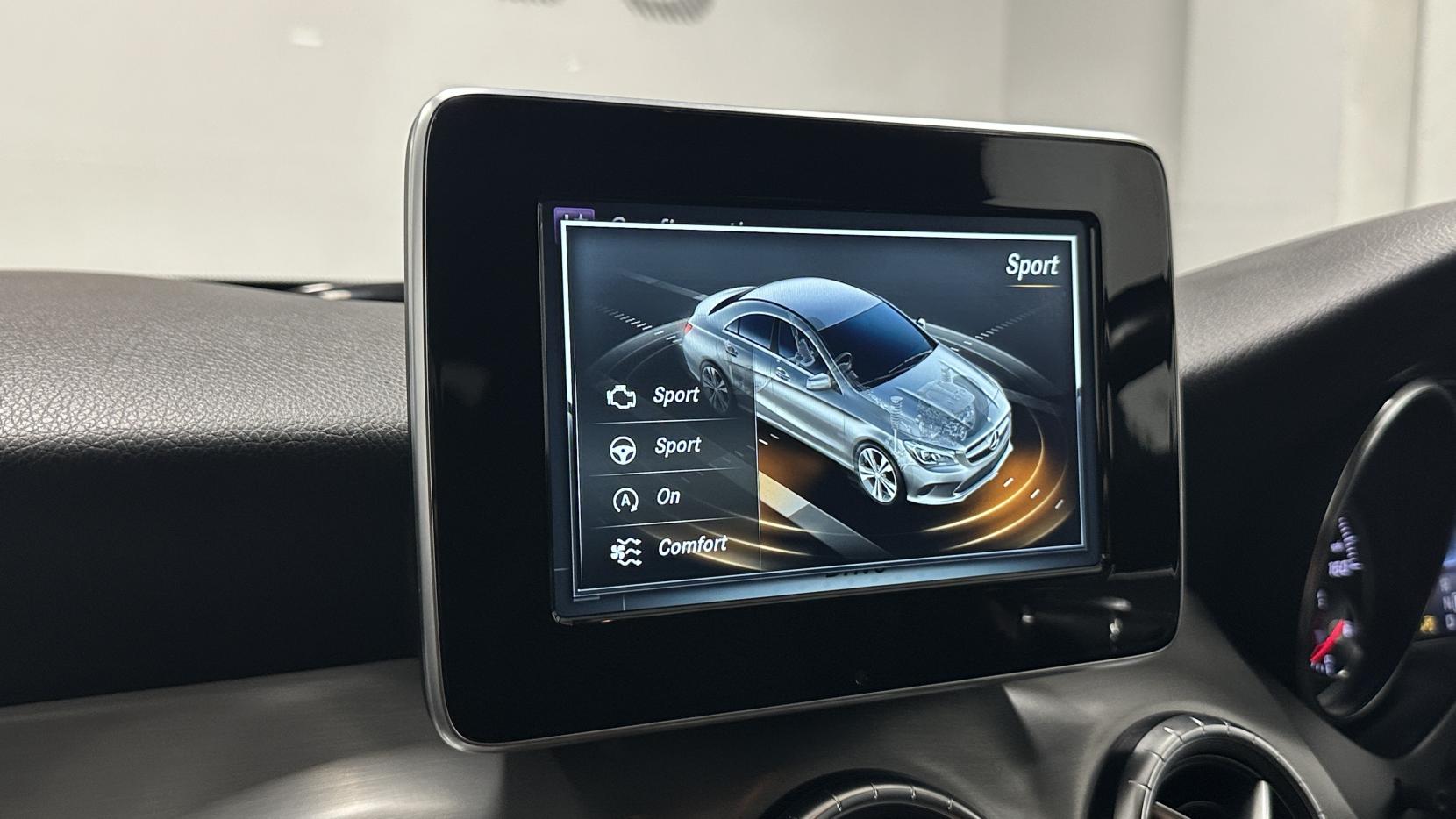 Mercedes-Benz CLA 2.1 CLA220d AMG Line Coupe 4dr Diesel 7G-DCT Euro 6 (s/s) (177 ps)