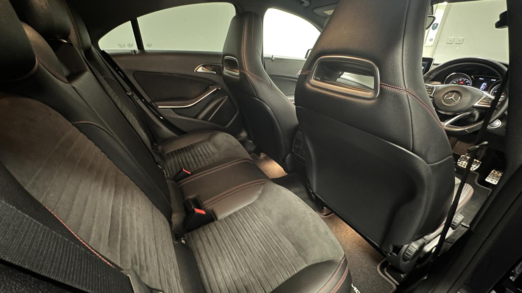 Mercedes-Benz CLA 2.1 CLA220d AMG Line Coupe 4dr Diesel 7G-DCT Euro 6 (s/s) (177 ps)