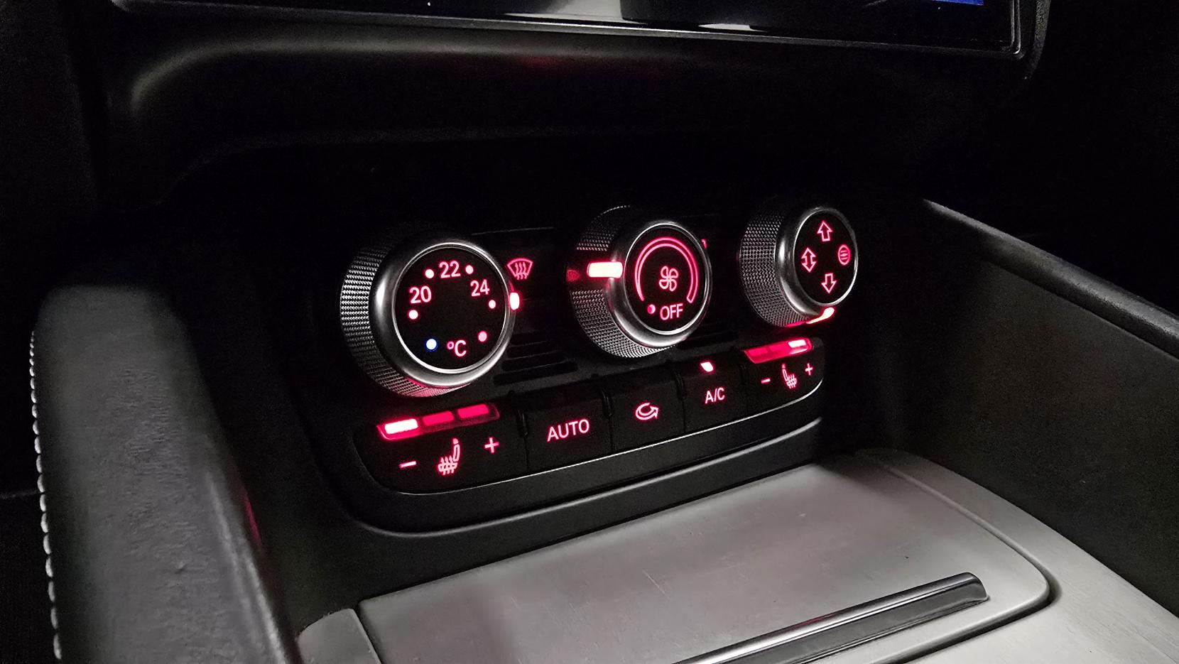 Audi TT 2.0 TDI Black Edition Roadster 2dr Diesel Manual quattro Euro 5 (170 ps)