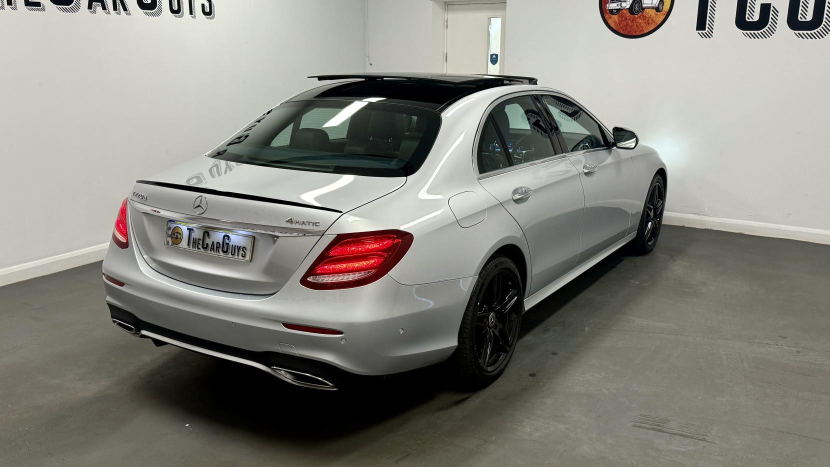 Mercedes-Benz E Class 2.0 E220d AMG Line (Premium) Saloon 4dr Diesel G-Tronic+ 4MATIC Euro 6 (s/s) (194 ps)