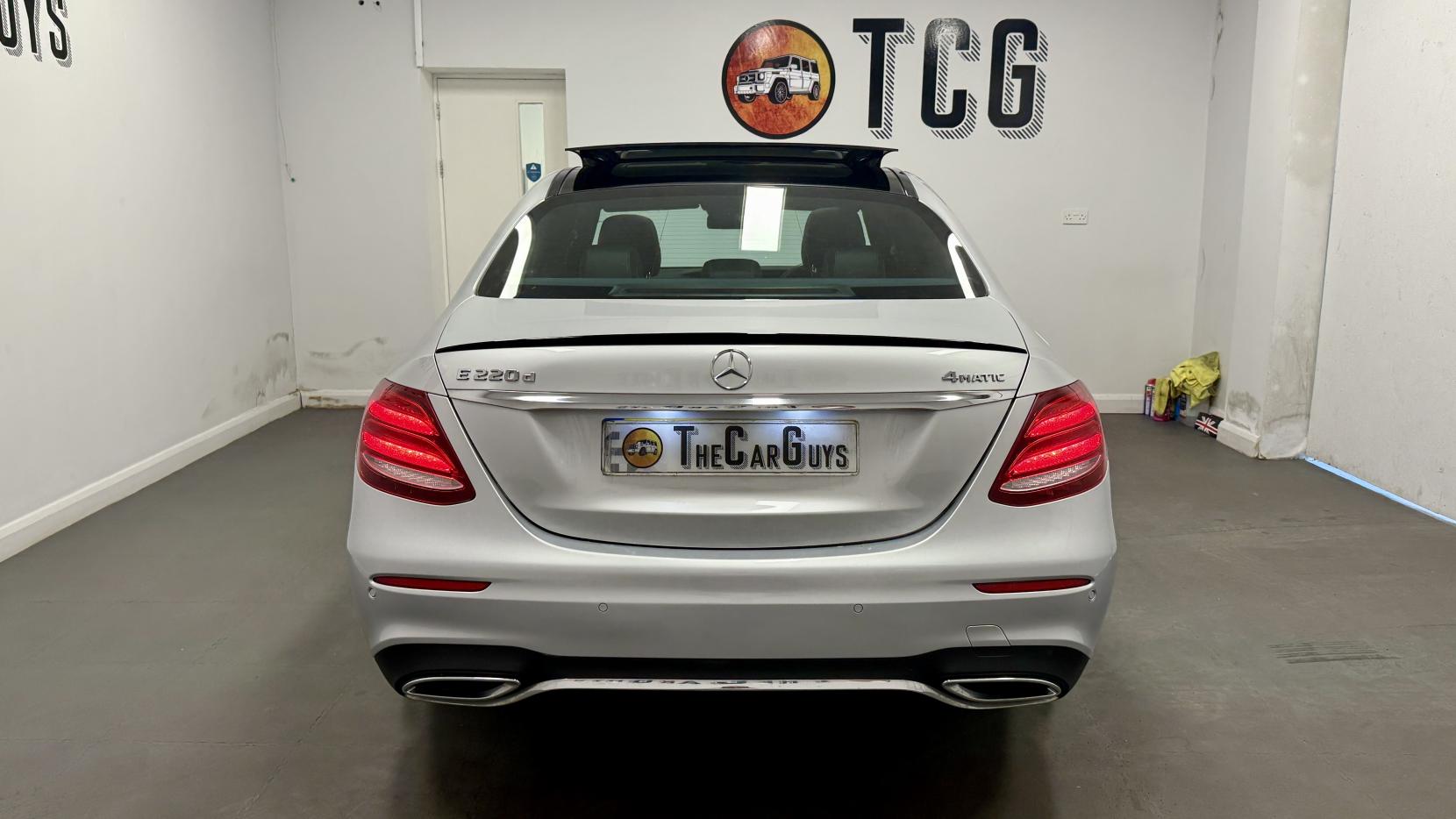 Mercedes-Benz E Class 2.0 E220d AMG Line (Premium) Saloon 4dr Diesel G-Tronic+ 4MATIC Euro 6 (s/s) (194 ps)