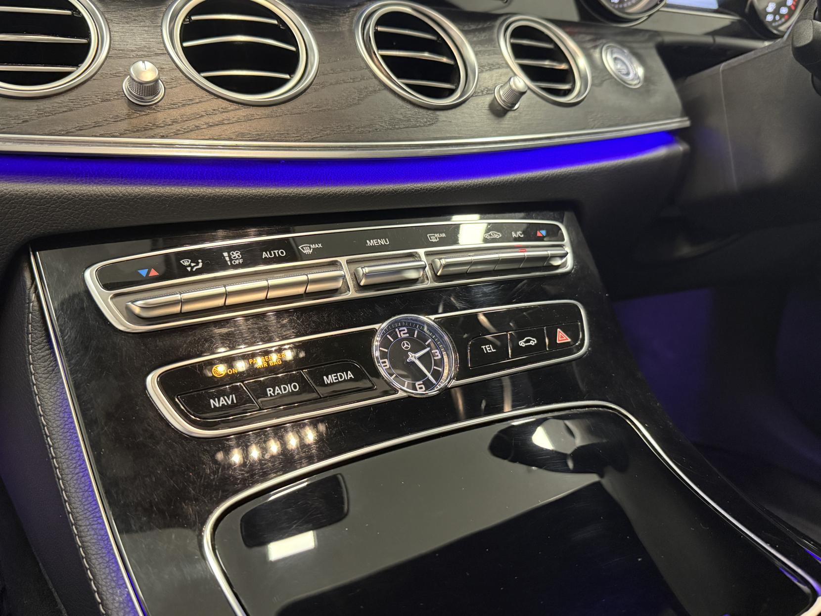 Mercedes-Benz E Class 2.0 E220d AMG Line (Premium) Saloon 4dr Diesel G-Tronic+ 4MATIC Euro 6 (s/s) (194 ps)