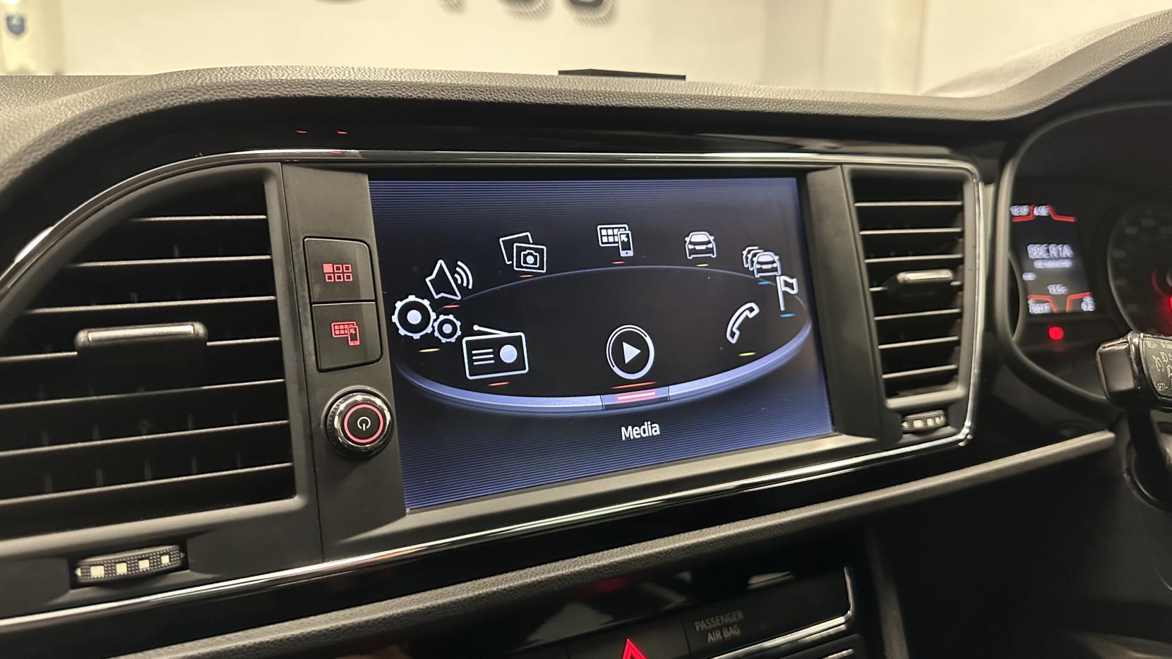 SEAT Leon 2.0 TDI FR Technology Hatchback 5dr Diesel Manual Euro 6 (s/s) (150 ps)