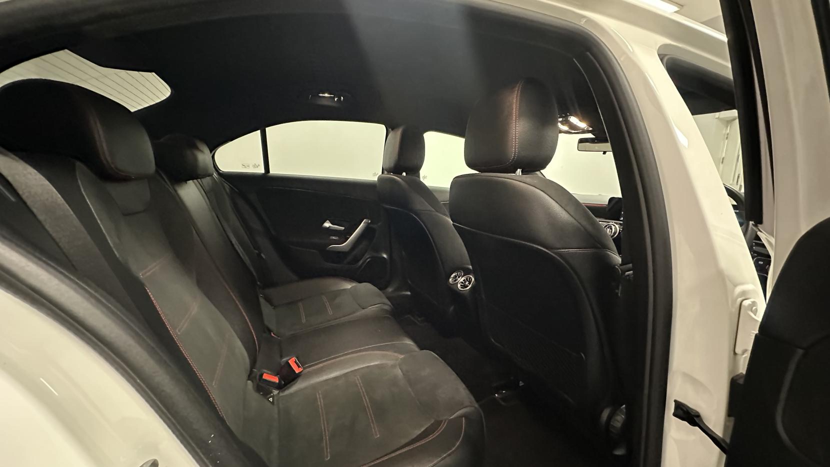 Mercedes-Benz A Class 1.5 A180d AMG Line Saloon 4dr Diesel 7G-DCT Euro 6 (s/s) (116 ps)