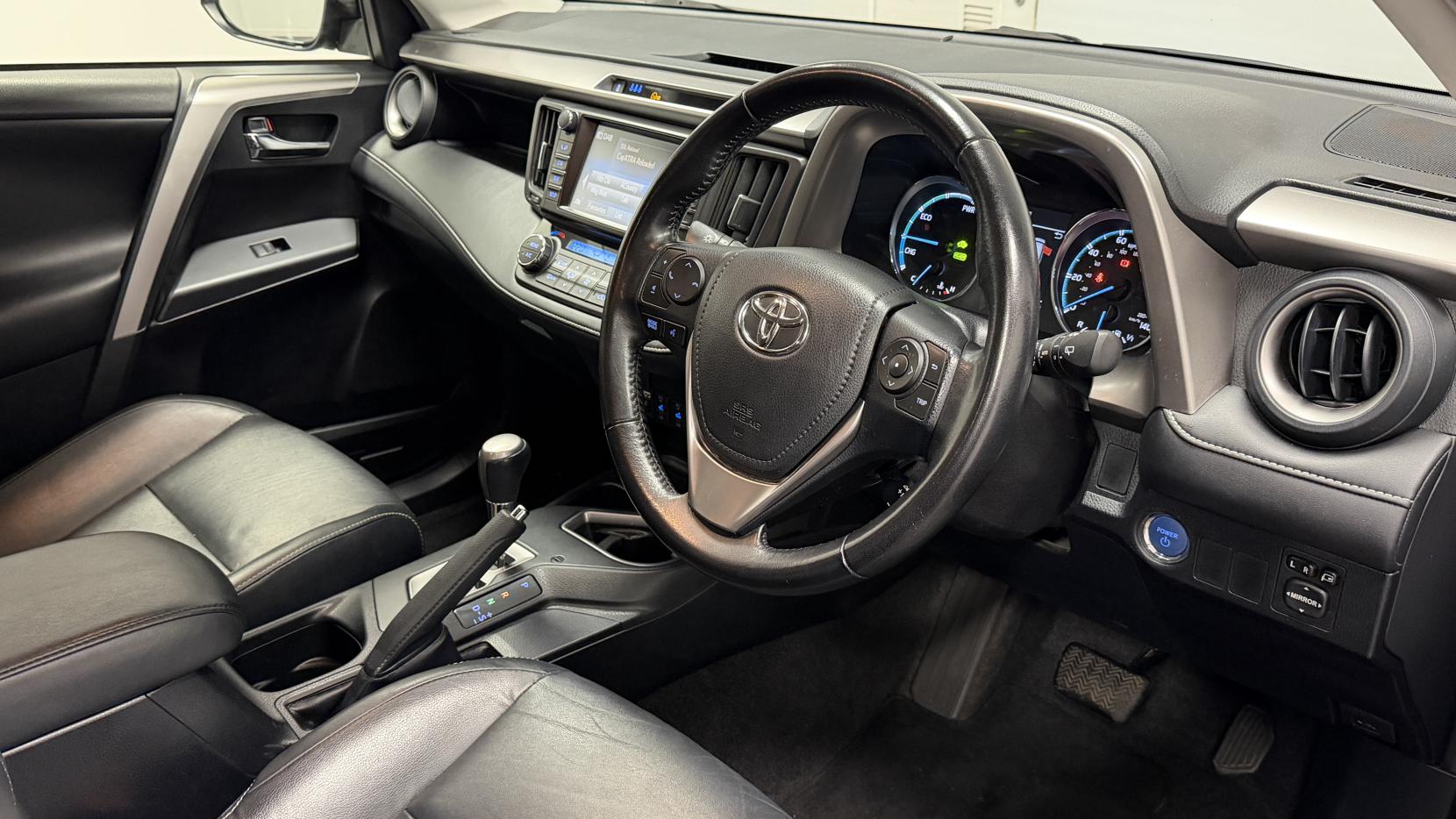 Toyota RAV4 2.5 VVT-h Excel SUV 5dr Petrol Hybrid CVT 4WD Euro 6 (s/s) (197 ps)