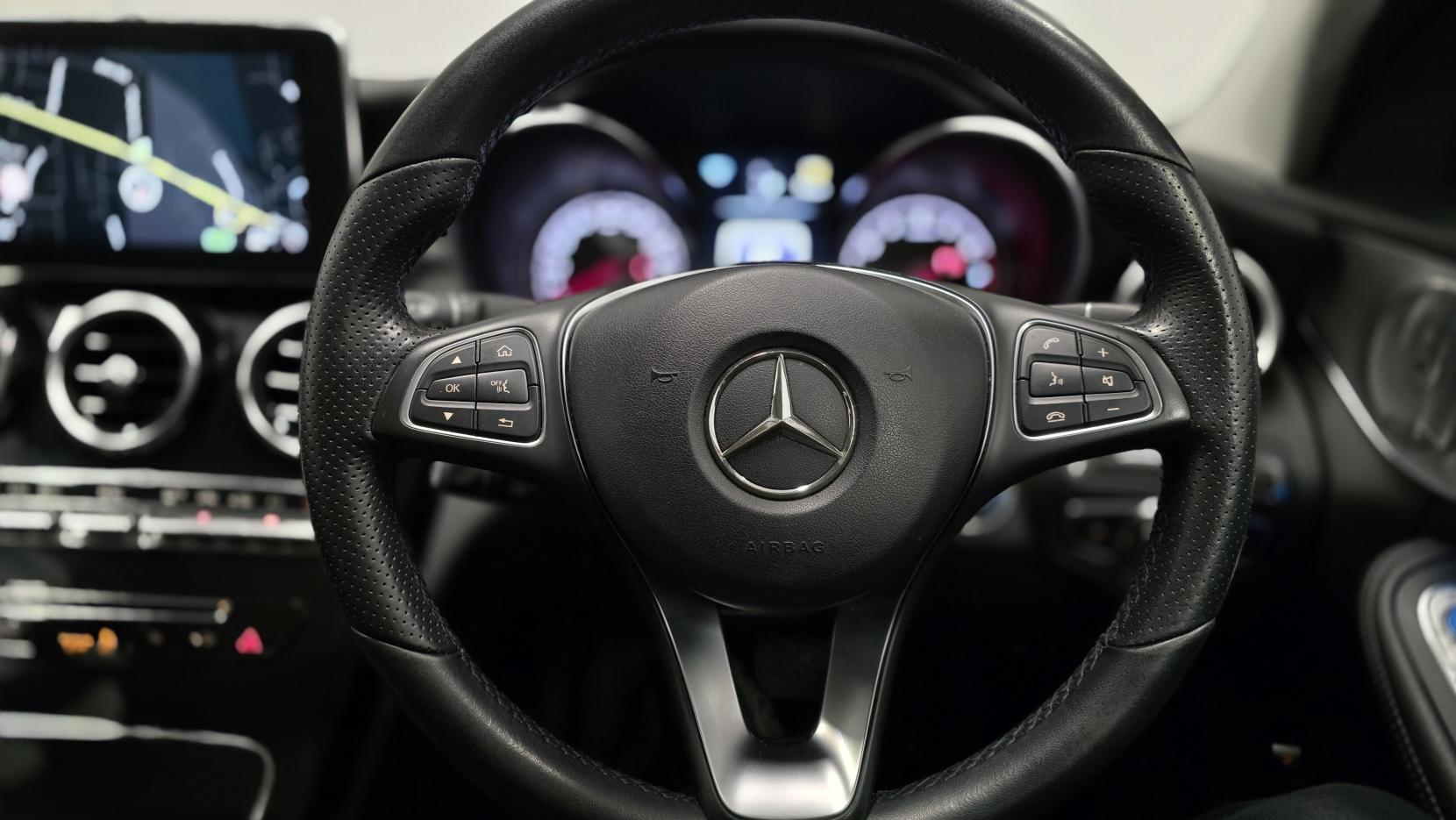 Mercedes-Benz C Class 2.0 C200 Sport (Premium Plus) Saloon 4dr Petrol G-Tronic+ 4MATIC Euro 6 (s/s) (184 ps)