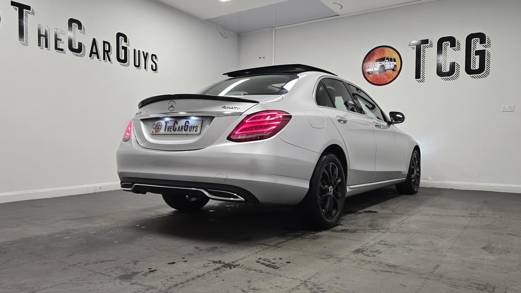 Mercedes-Benz C Class 2.0 C200 Sport (Premium Plus) Saloon 4dr Petrol G-Tronic+ 4MATIC Euro 6 (s/s) (184 ps)