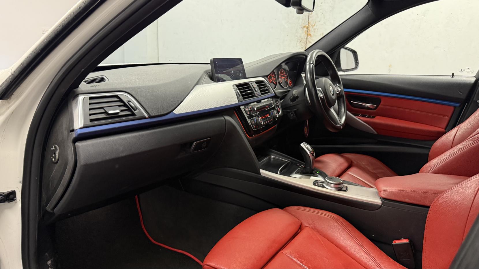 BMW 3 Series 2.0 320i M Sport Touring 5dr Petrol Auto Euro 6 (s/s) (184 ps)