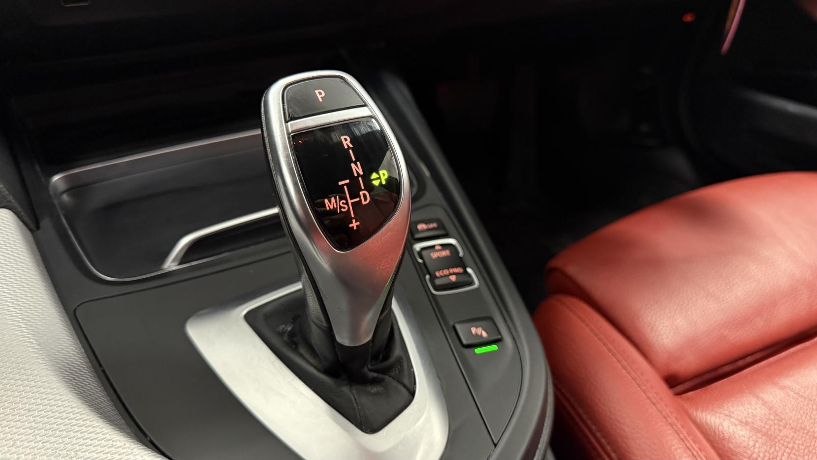 BMW 3 Series 2.0 320i M Sport Touring 5dr Petrol Auto Euro 6 (s/s) (184 ps)