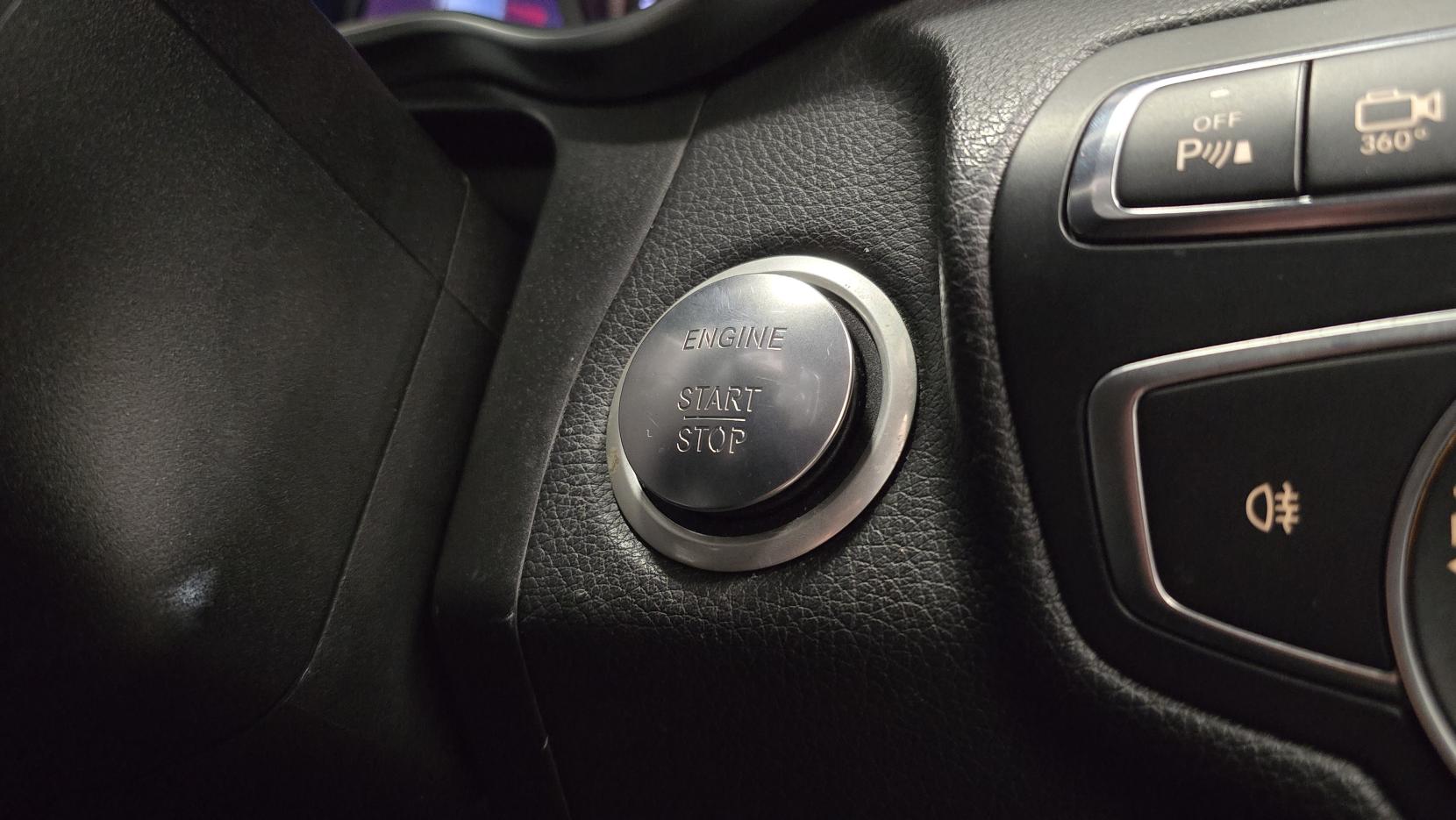 Mercedes-Benz GLC 2.1 GLC220d AMG Line (Premium Plus) SUV 5dr Diesel G-Tronic 4MATIC Euro 6 (s/s) (170 ps)