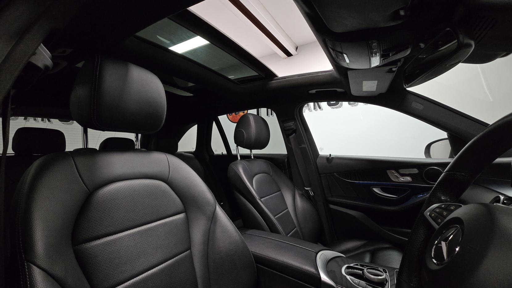 Mercedes-Benz GLC 2.1 GLC220d AMG Line (Premium Plus) SUV 5dr Diesel G-Tronic 4MATIC Euro 6 (s/s) (170 ps)