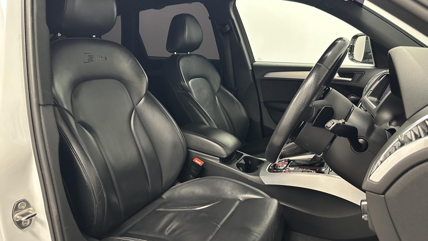 Audi Q5 2.0 TDI S line Plus SUV 5dr Diesel S Tronic quattro Euro 6 (s/s) (190 ps)