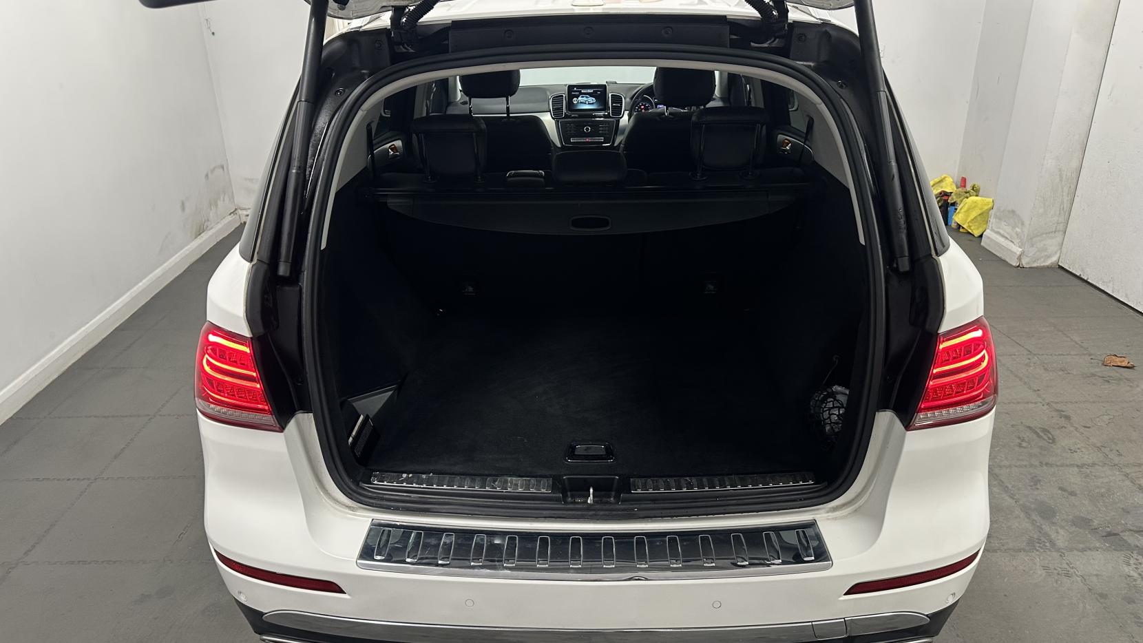 Mercedes-Benz GLE 2.1 GLE250d Sport SUV 5dr Diesel G-Tronic 4MATIC Euro 6 (s/s) (204 ps)