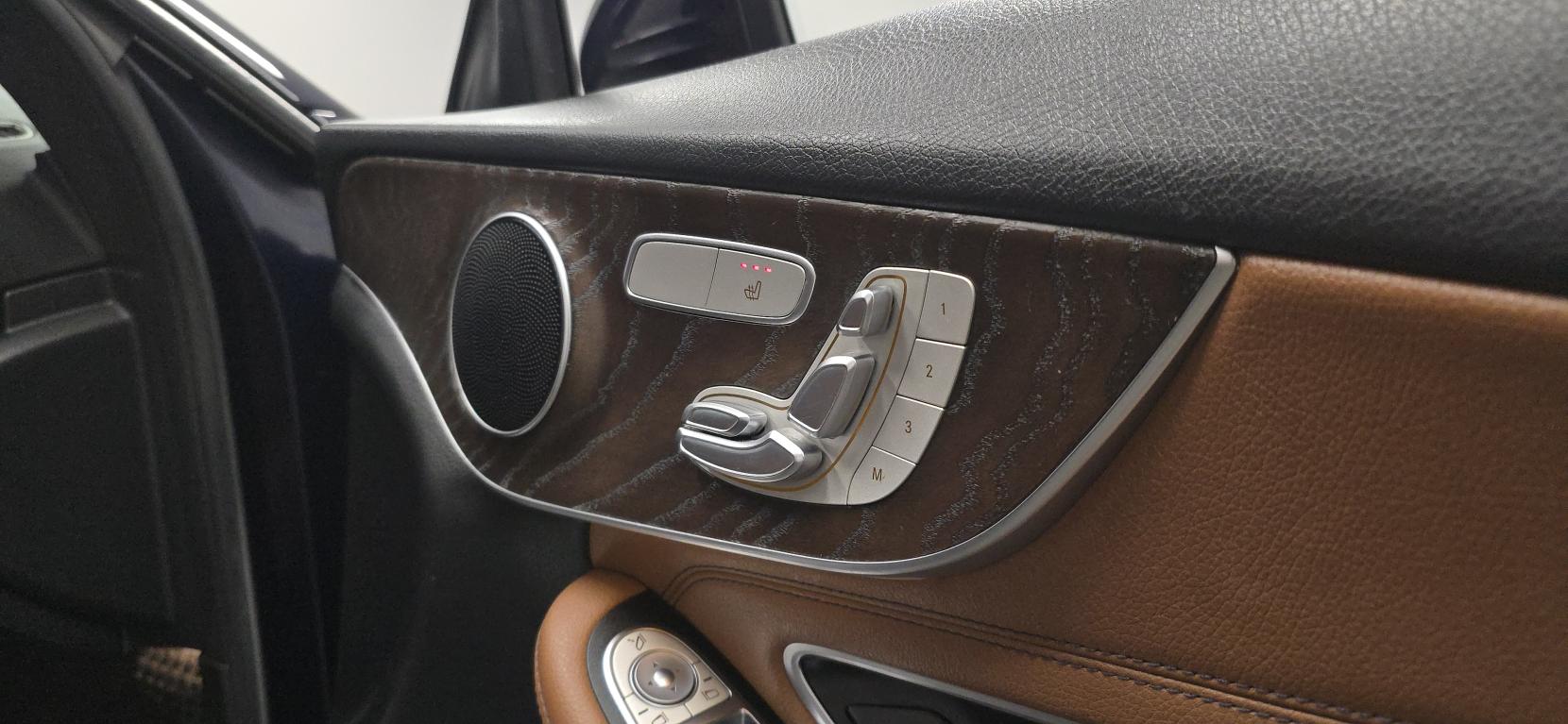 Mercedes-Benz C Class 2.1 C220d AMG Line (Premium) Coupe 2dr Diesel G-Tronic+ Euro 6 (s/s) (170 ps)