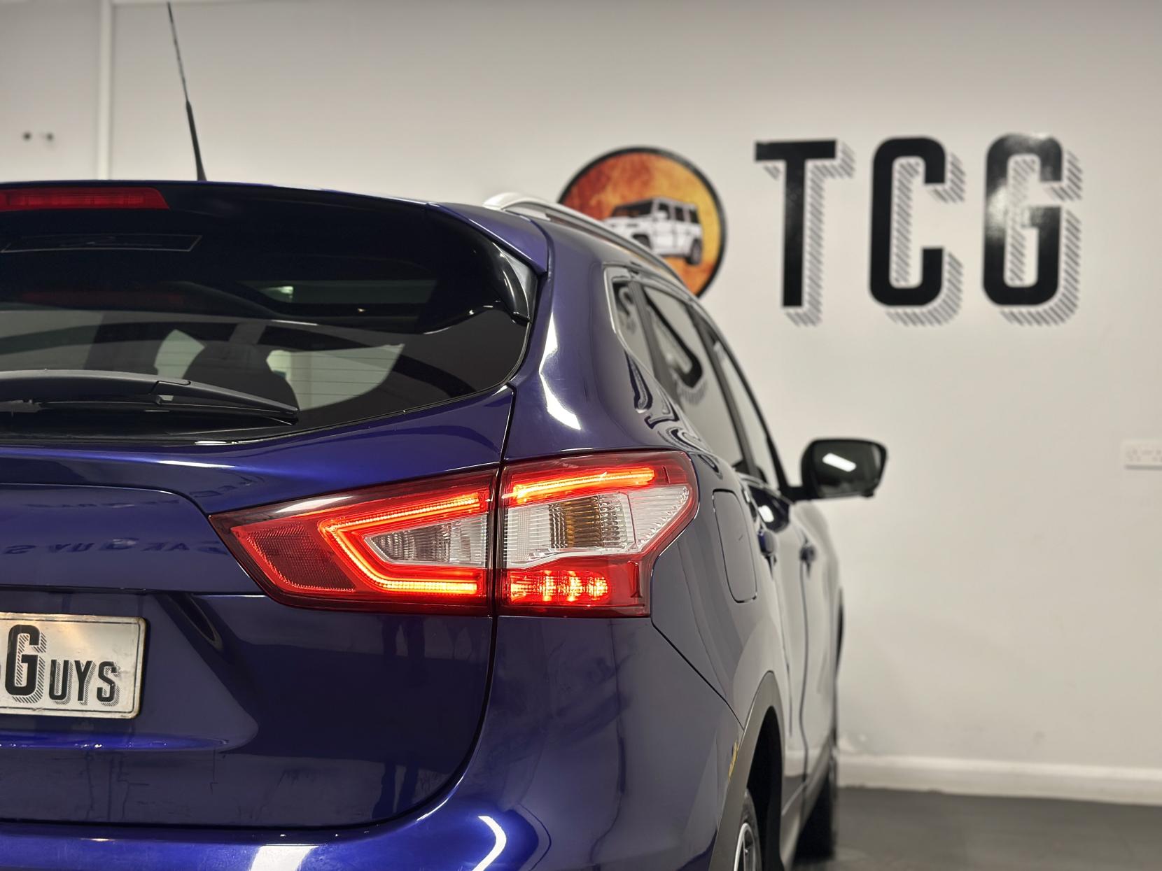 Nissan Qashqai 1.5 dCi Tekna SUV 5dr Diesel Manual 2WD Euro 6 (s/s) (110 ps)