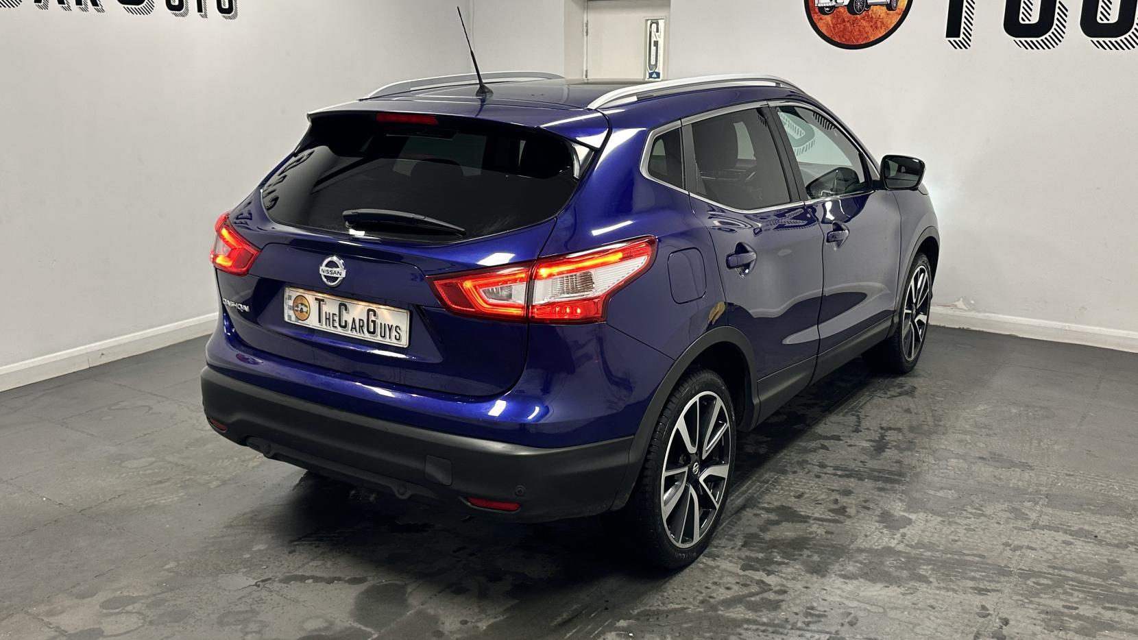 Nissan Qashqai 1.5 dCi Tekna SUV 5dr Diesel Manual 2WD Euro 6 (s/s) (110 ps)