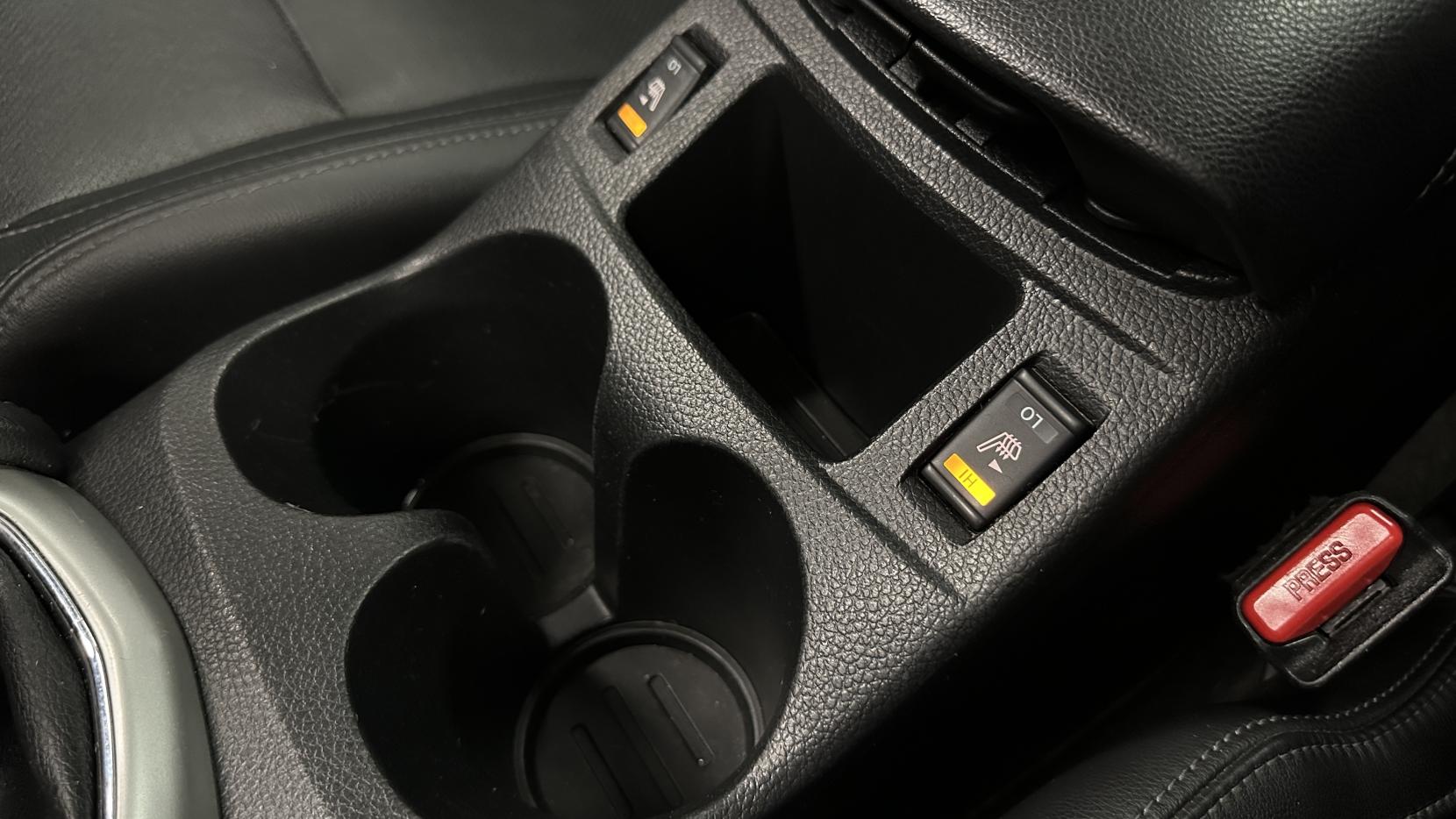 Nissan Qashqai 1.5 dCi Tekna SUV 5dr Diesel Manual 2WD Euro 6 (s/s) (110 ps)