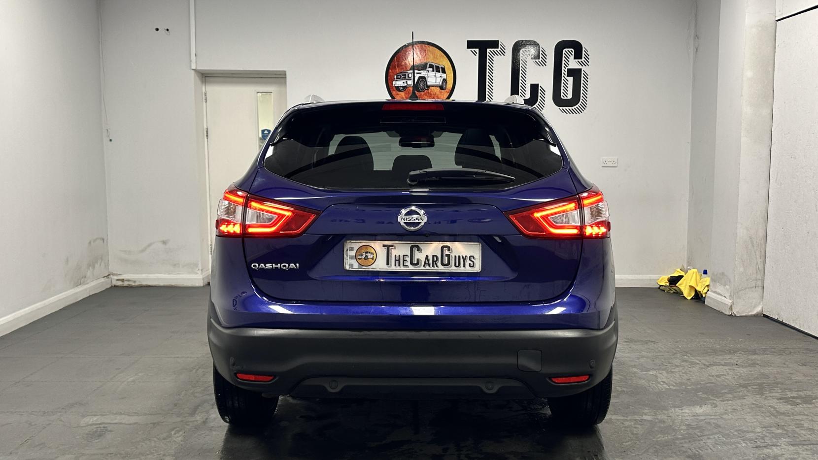 Nissan Qashqai 1.5 dCi Tekna SUV 5dr Diesel Manual 2WD Euro 6 (s/s) (110 ps)