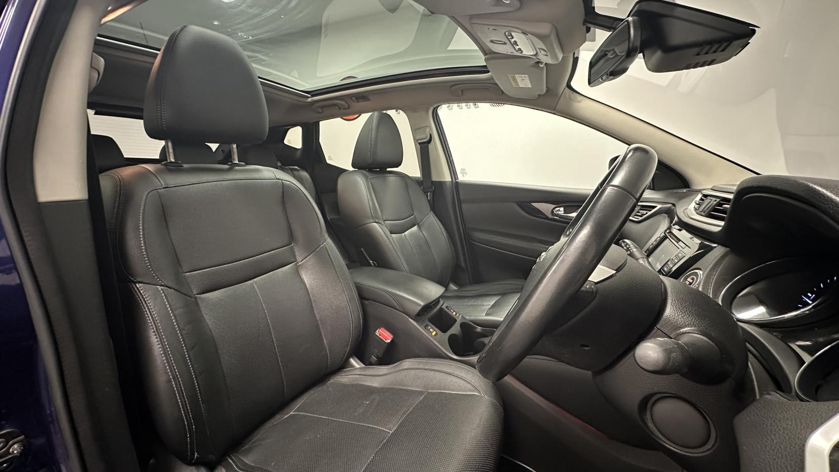 Nissan Qashqai 1.5 dCi Tekna SUV 5dr Diesel Manual 2WD Euro 6 (s/s) (110 ps)