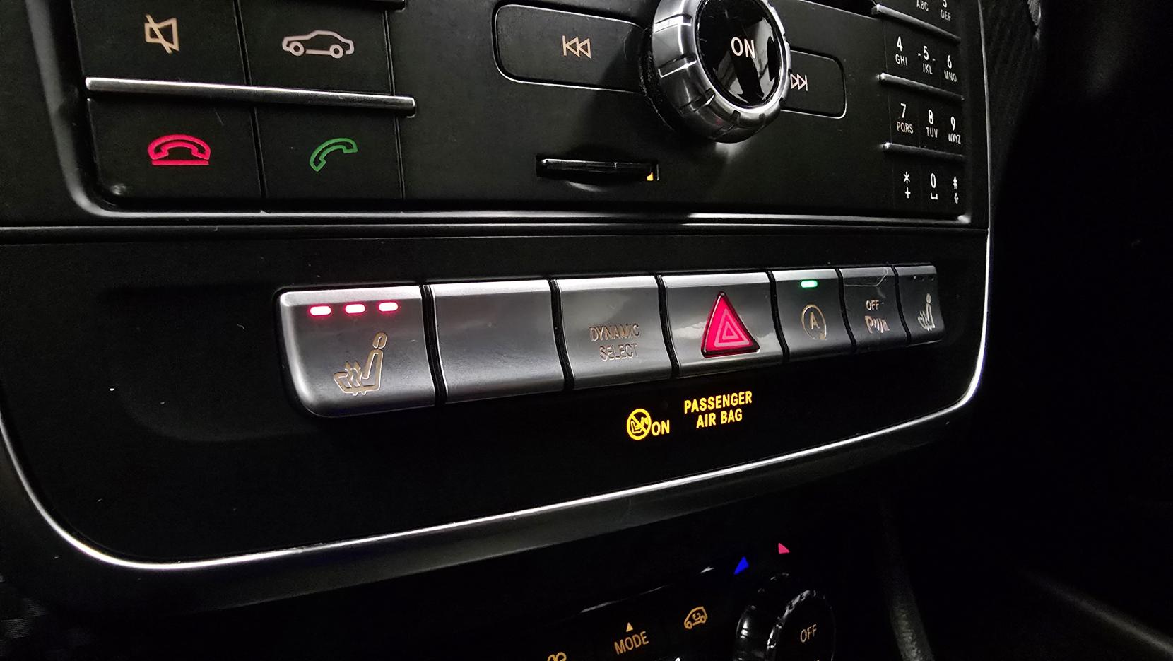 Mercedes-Benz A Class 1.6 A180 AMG Line (Premium) Hatchback 5dr Petrol Manual Euro 6 (s/s) (122 ps)